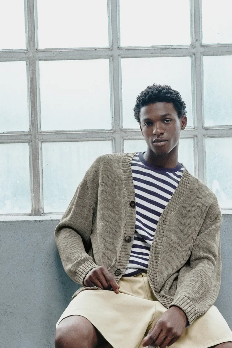  PULL&BEAR  
Rustic Cardigan 
35,99 €