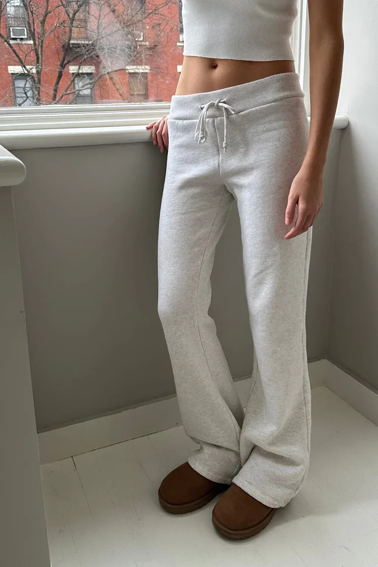  BRANDY MELVILLE  
Soft Yoga Pants 
35,00 €