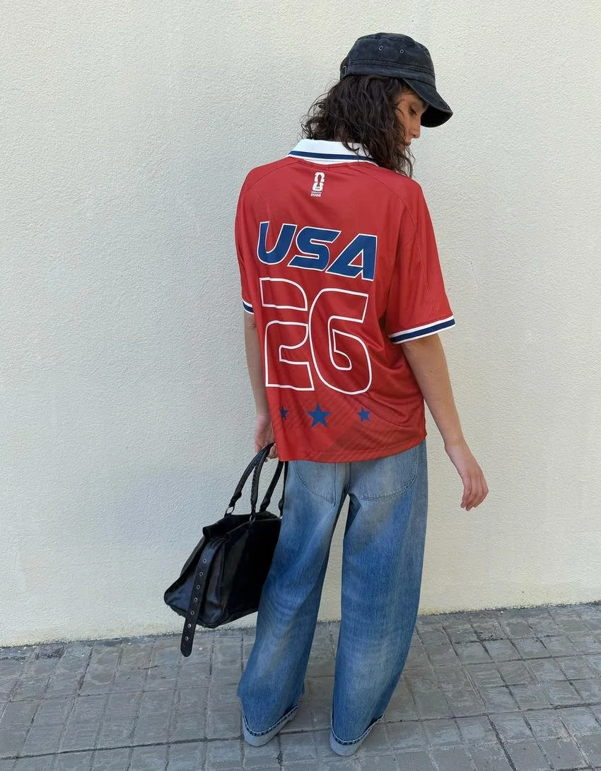  BERSHKA  
USA Fifa World Cup Shirt 
29,99 €
