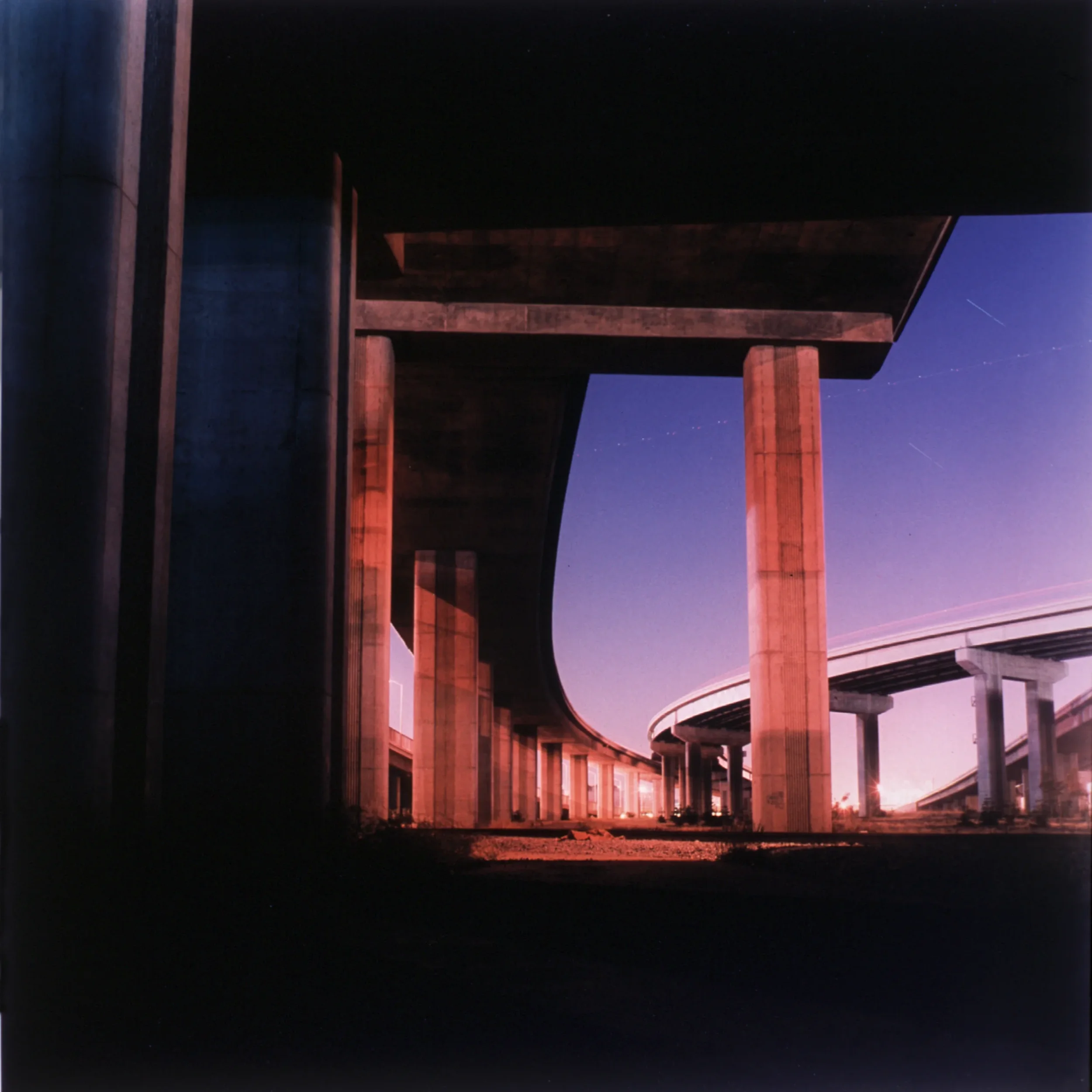22. FREEWAY#4 OAKLAND CA 2001.webp