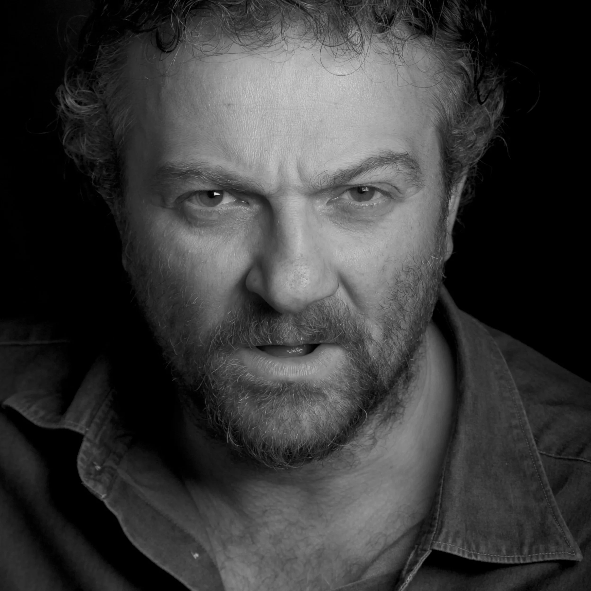 gio0406_524bw.webp