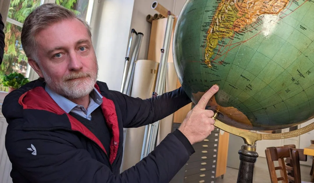 Czech researchers in Antarctica.jpg