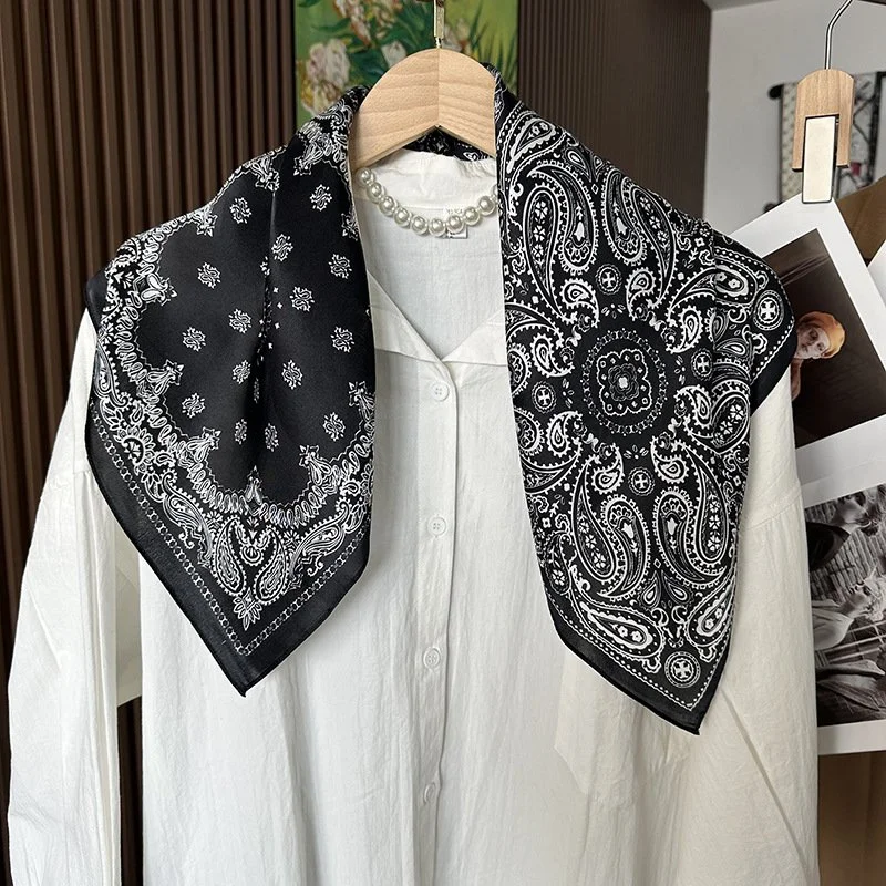 70x70cm Elegance Black & White 100% Mulberry Silk Scarf