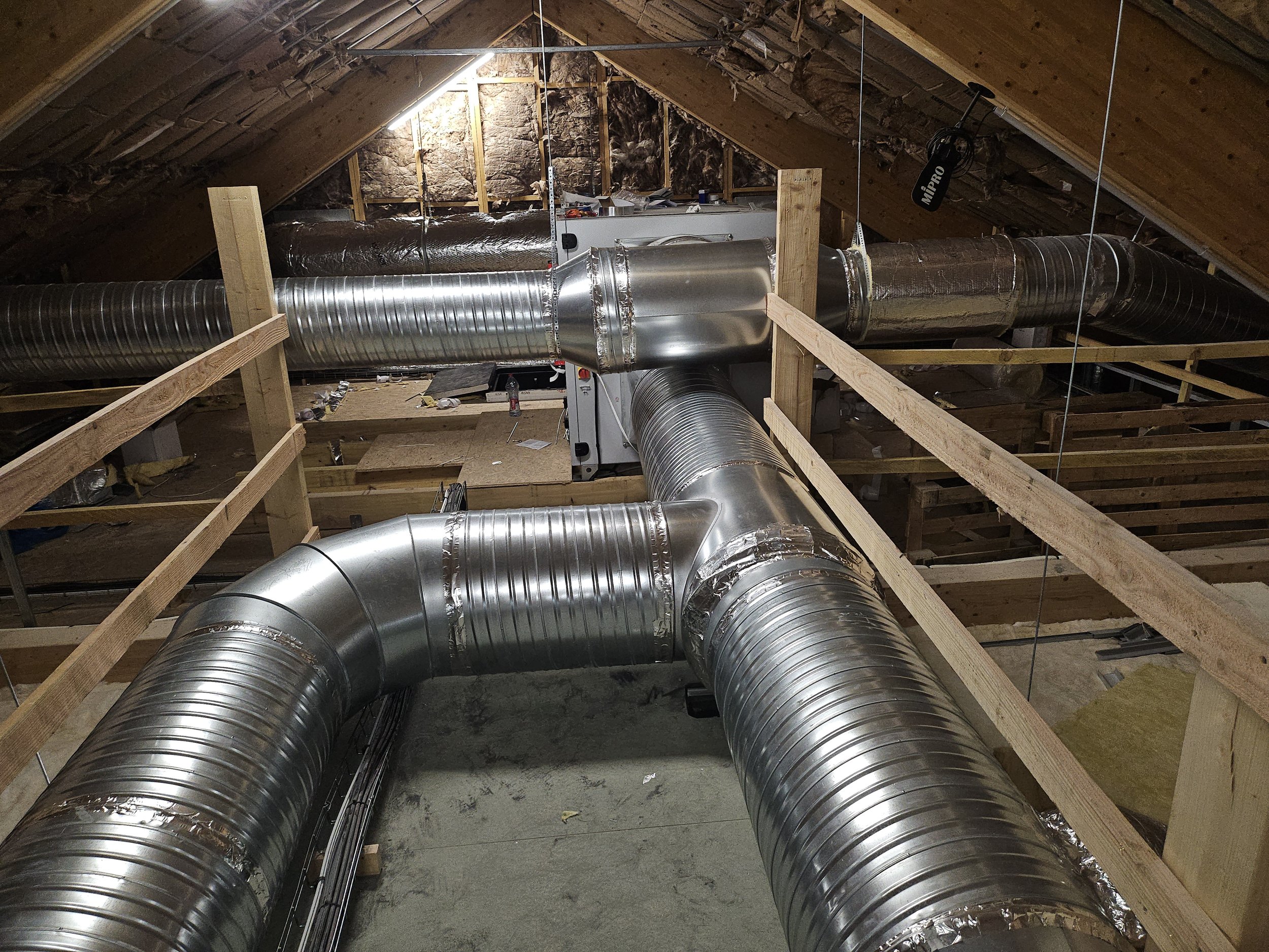 Salle des fêtes de PENSOL - Gaines climatisation