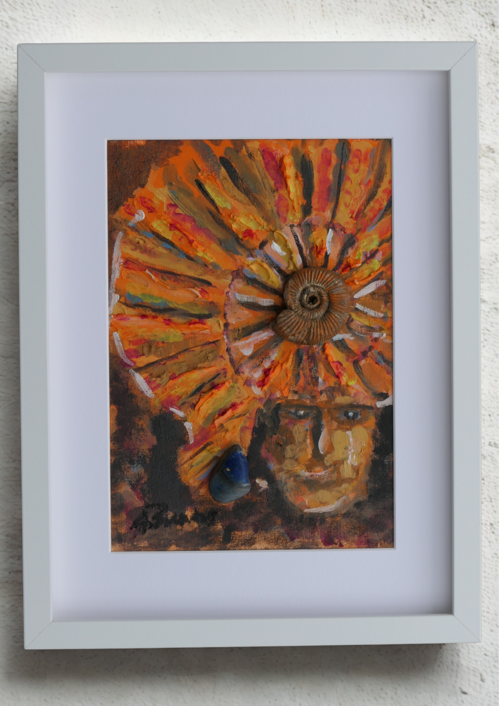 16 Königin mit Ammonitenkrone in orange.png