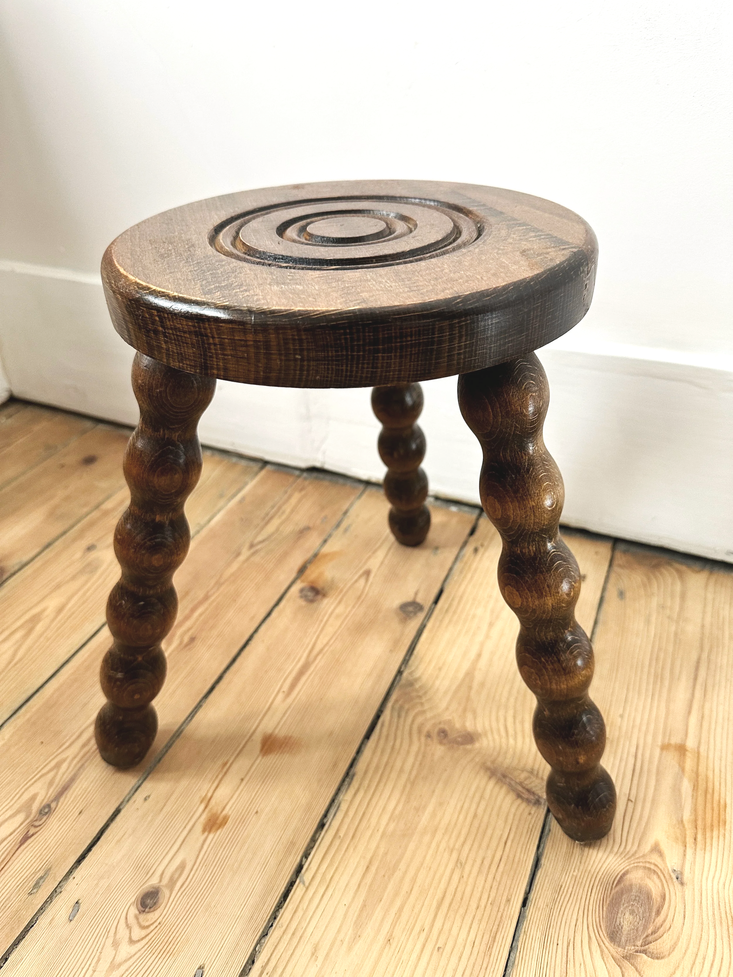 vintage-french-bobbin-stool.png