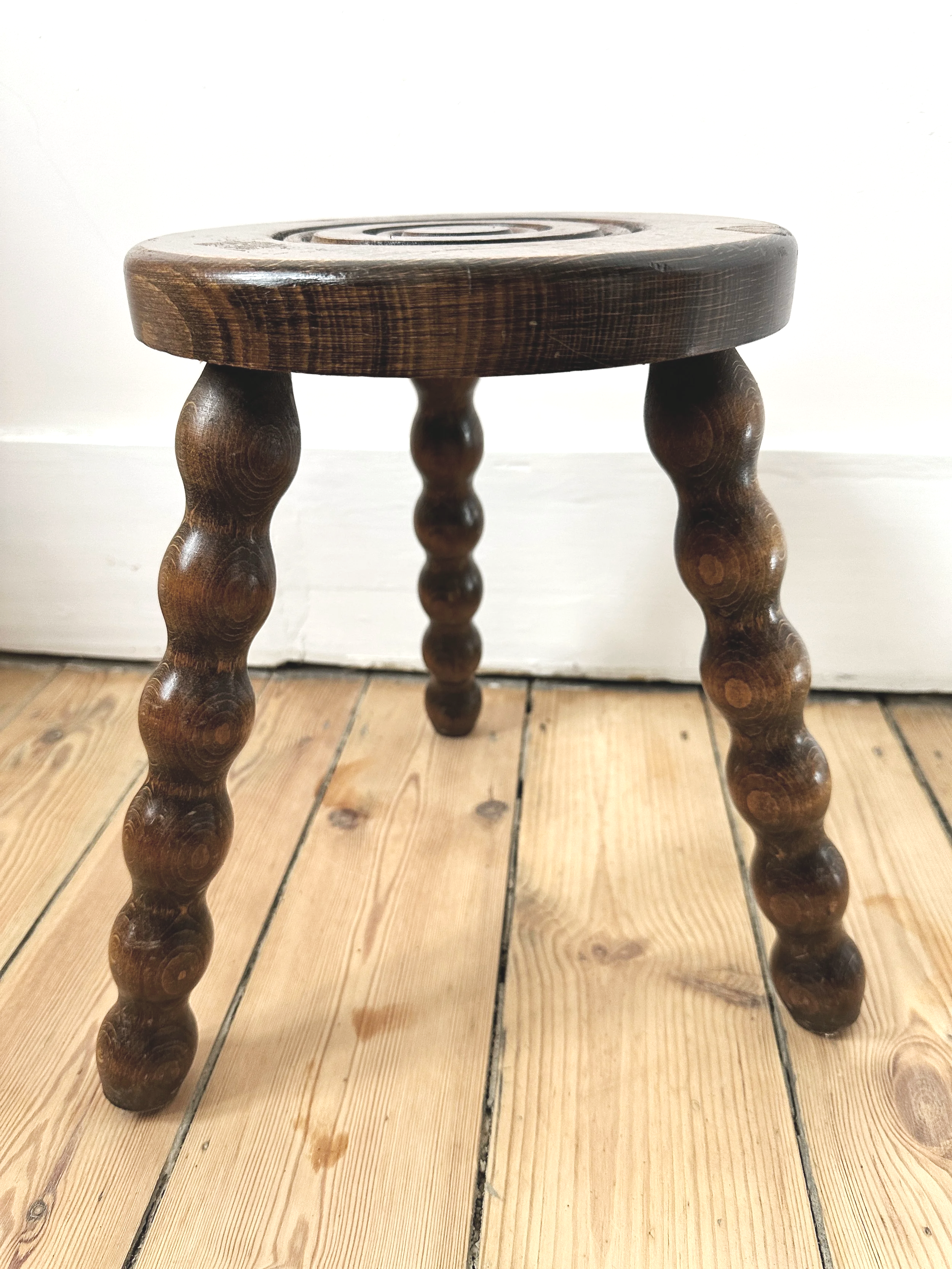 rustic-french-bobbin-stool-wood.png