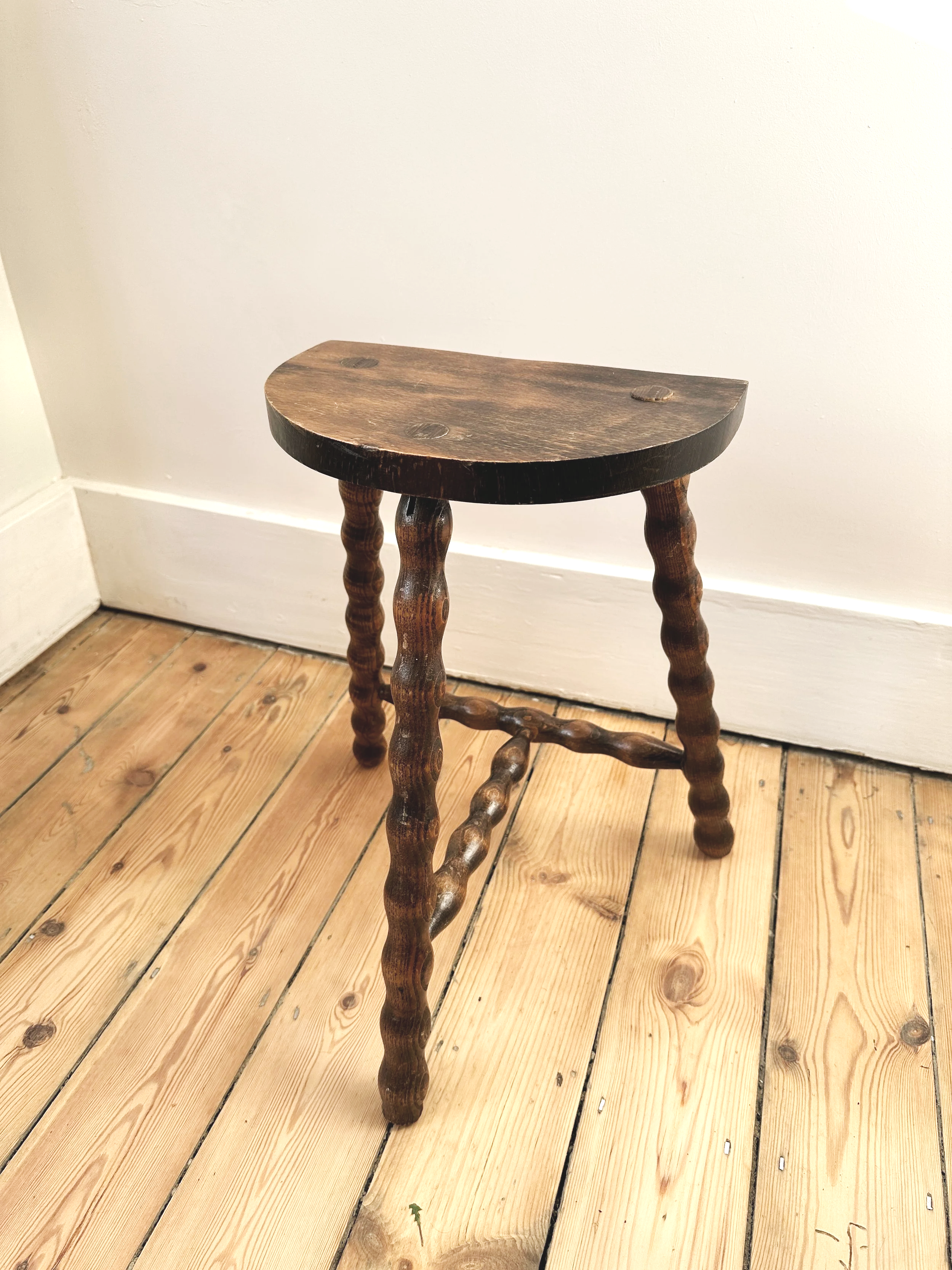 vintage-wooden-bobbin-leg-stool-french.png