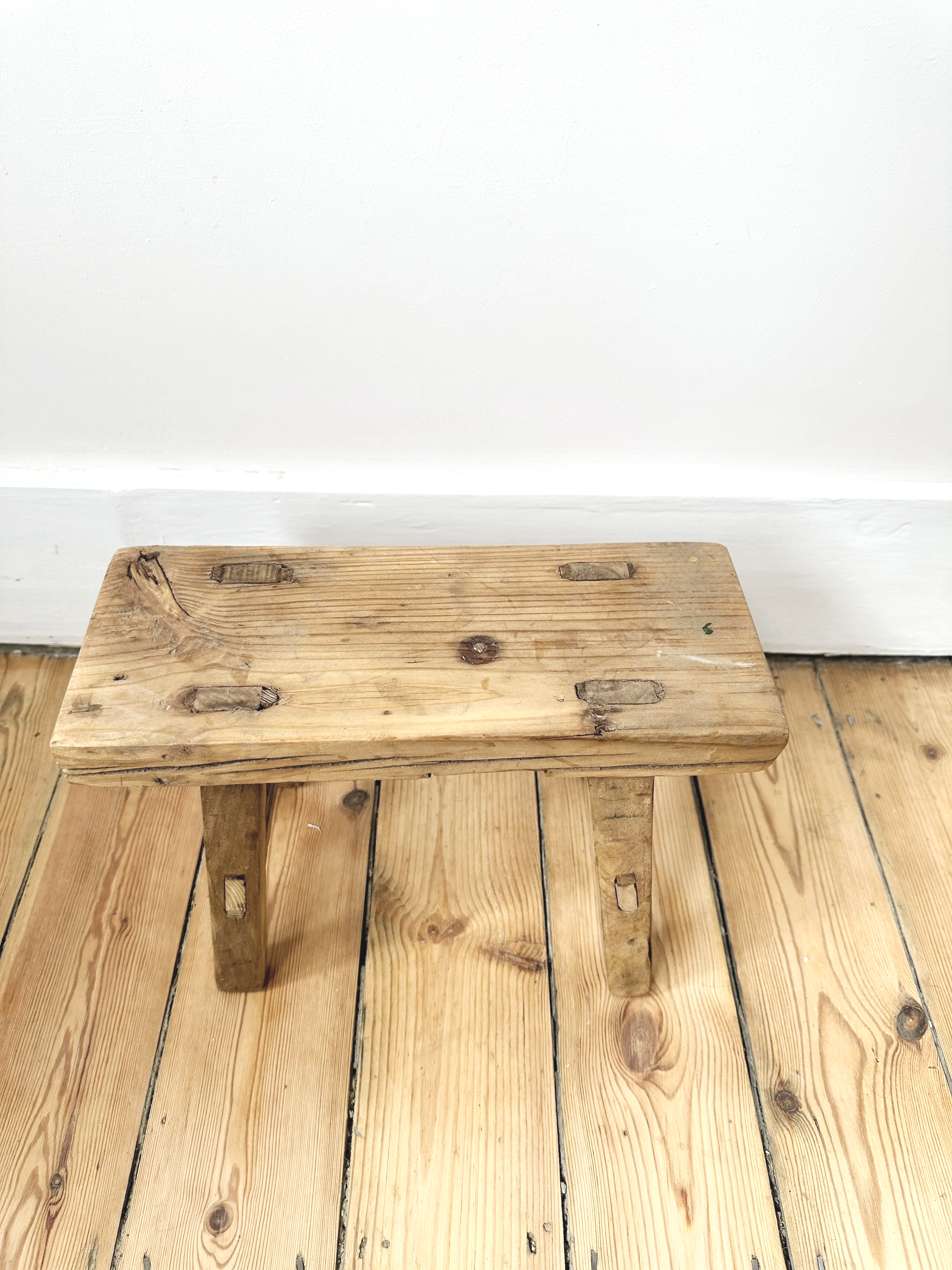rustic-elm-stool-solid-wood.png