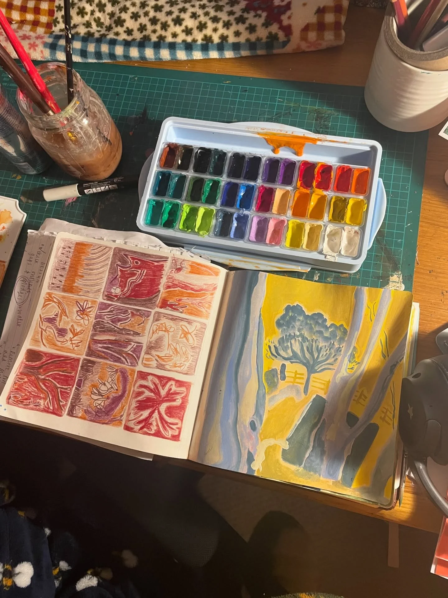 THIS LAST WEEK 🌀

For the month of March, I am learning about synths &amp; exploring my connection between loss and location, as part the research and development of my project &lsquo;Be Back Soon&rsquo;, funded by the Lucy Phillips Art Fund. 

1: f