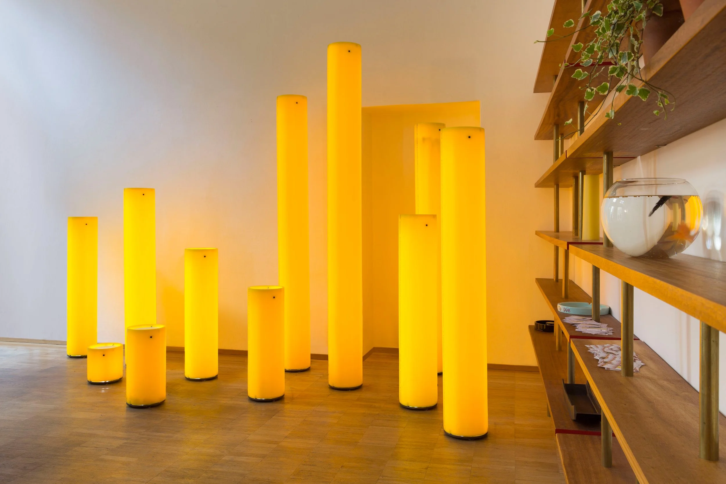 L 12 - Salone 2015.jpg