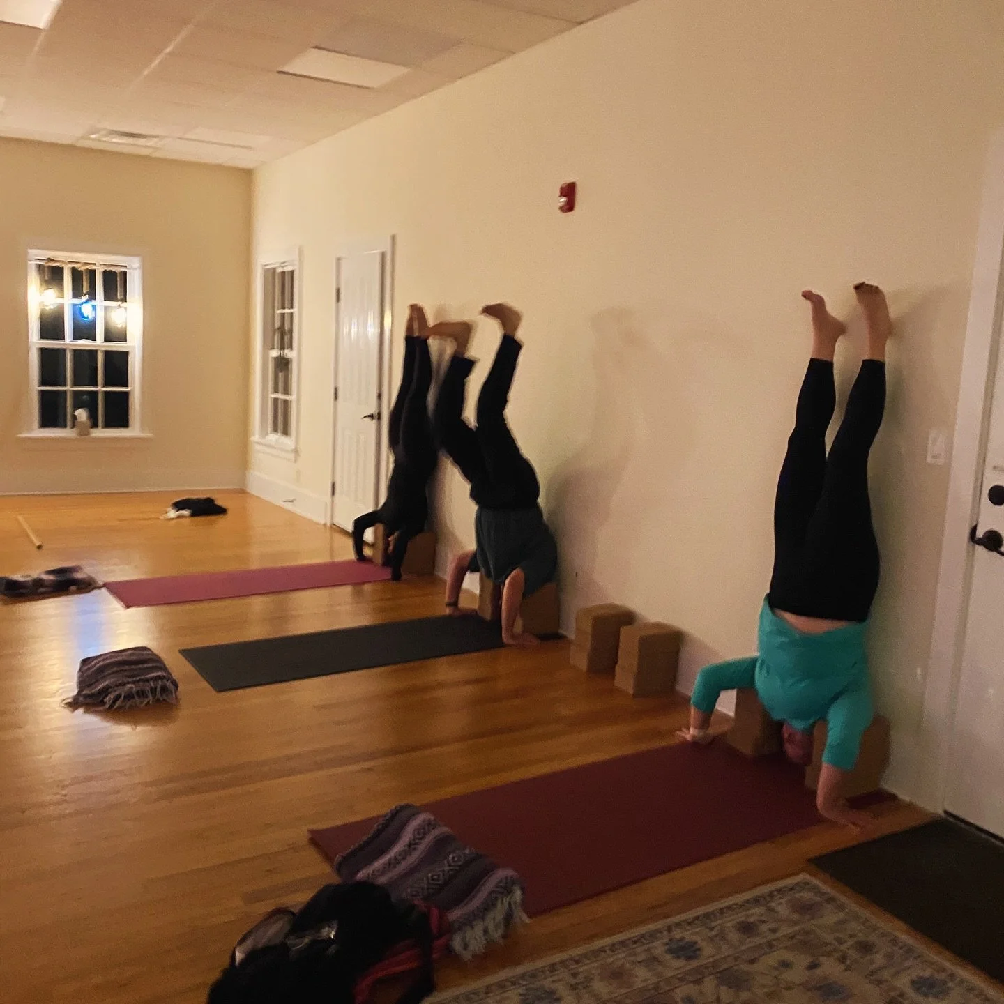 Just playing with headstands in Advanced Foundations on Wednesday nights at 6pm

Imagine typing emails and &ldquo;adulting&rdquo; all day and then you get to come here and play like this? Rad. Join us! Drop in options available bur you&rsquo;ve got t