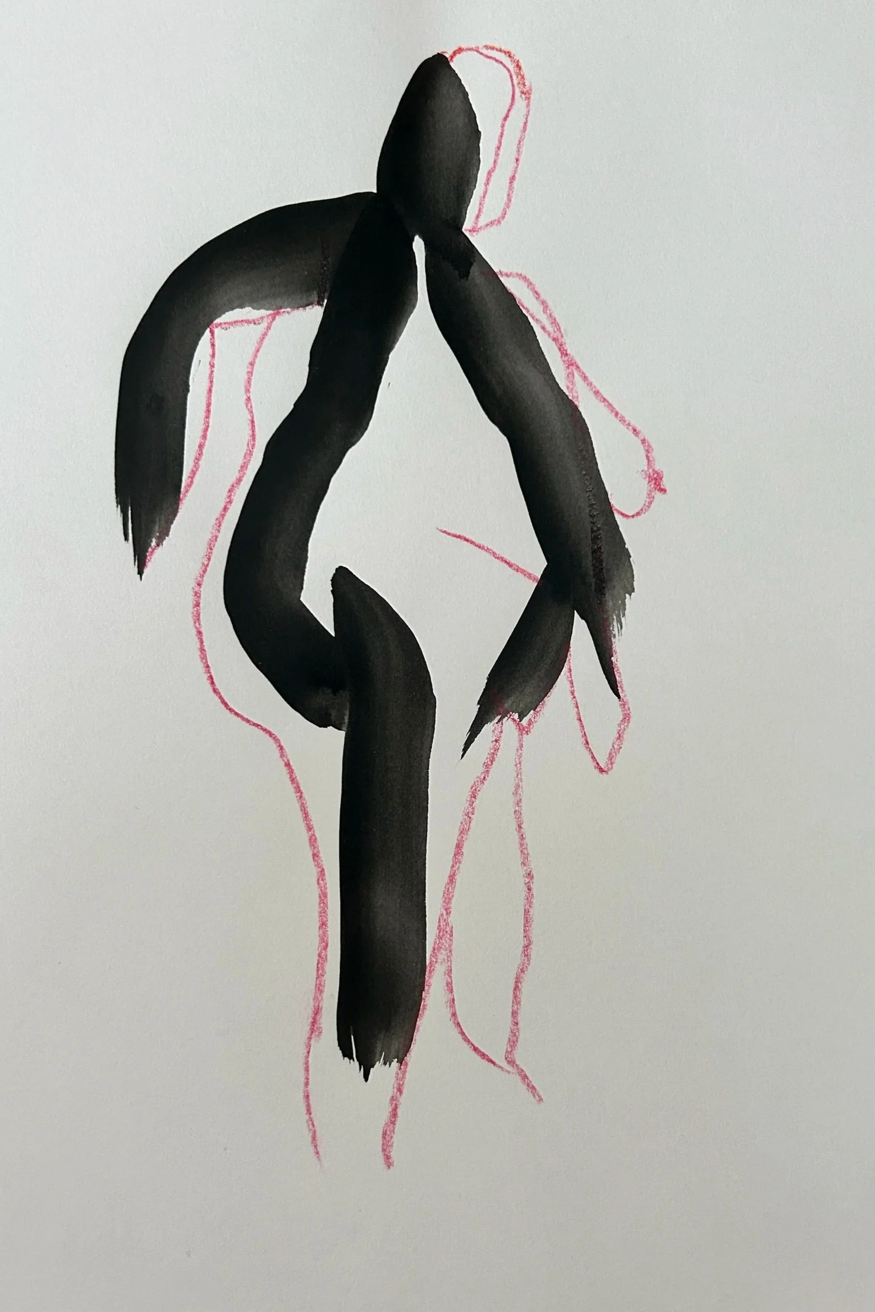 Croquis d'une main esquissée en rouge avec des traits fins, sur laquelle une peinture noire, épaisse, d'une main, est appliquée par dessus.