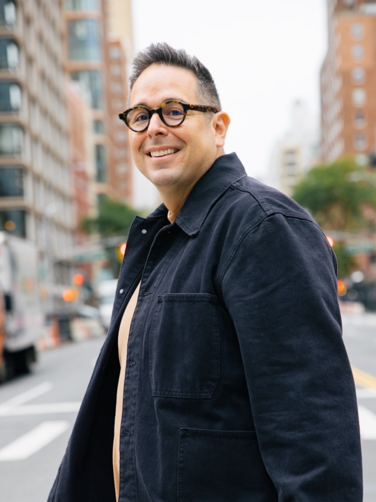 🍎 8 YEARS IN NYC 🗽  Eight years ago today, I crossed the George Washington Bridge in a U-Haul stuffed with all of my earthly belongings to begin a new adventure of living in New York City. They say you need to live here for a full decade before you