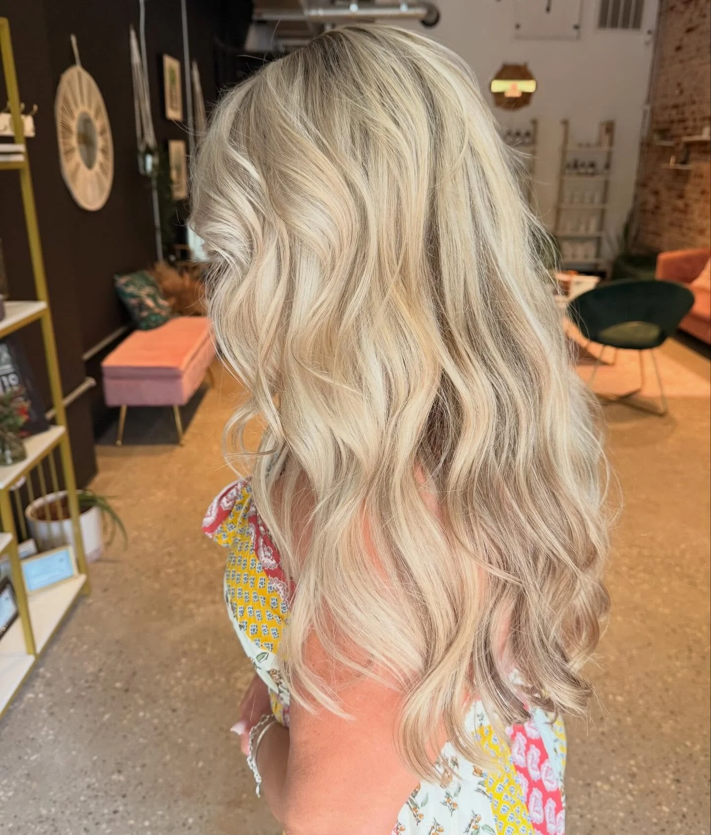 Is your hair ready for the summer or do you still need to book that appointment with us?! 🤪 

 send a message, follow the link in the bio, click the book now button, text/call 704-251-0765 to book your next appointment. By Evelyn 

#moorsevillehairs
