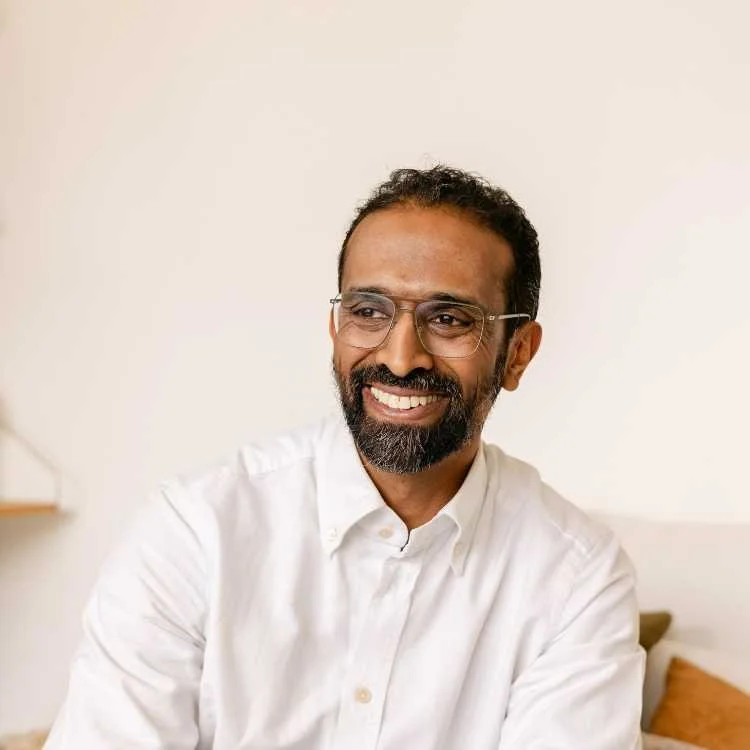 Mr Ahilan Kailaya-Vasan, Private Neurosurgeon London