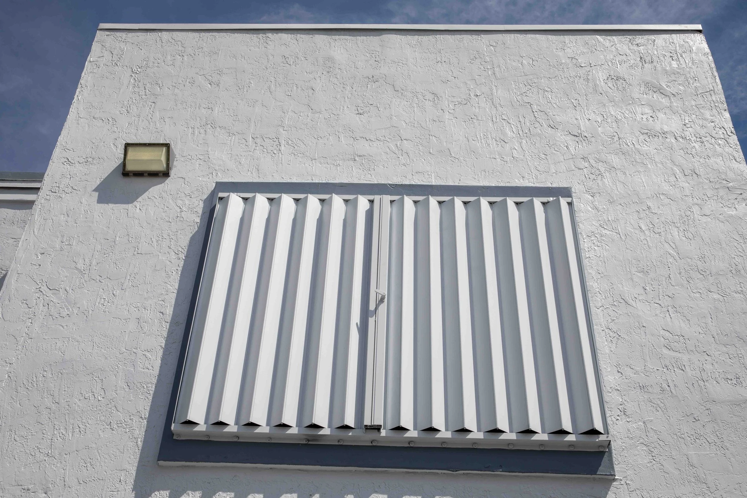 When Walls Become Sculptures: Exploring Texture Coatings