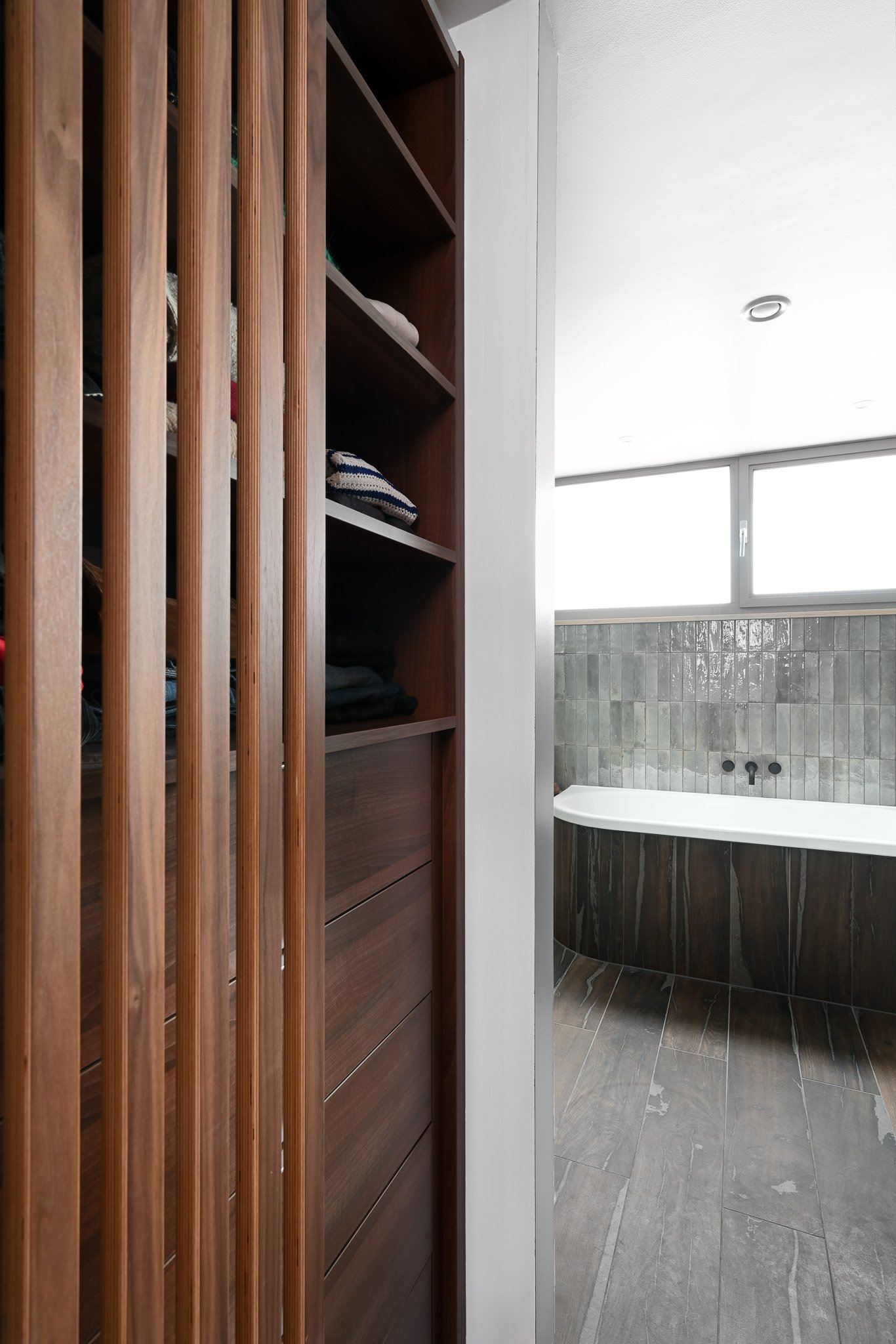 Sara Leonor_Green bathroom 06.jpg