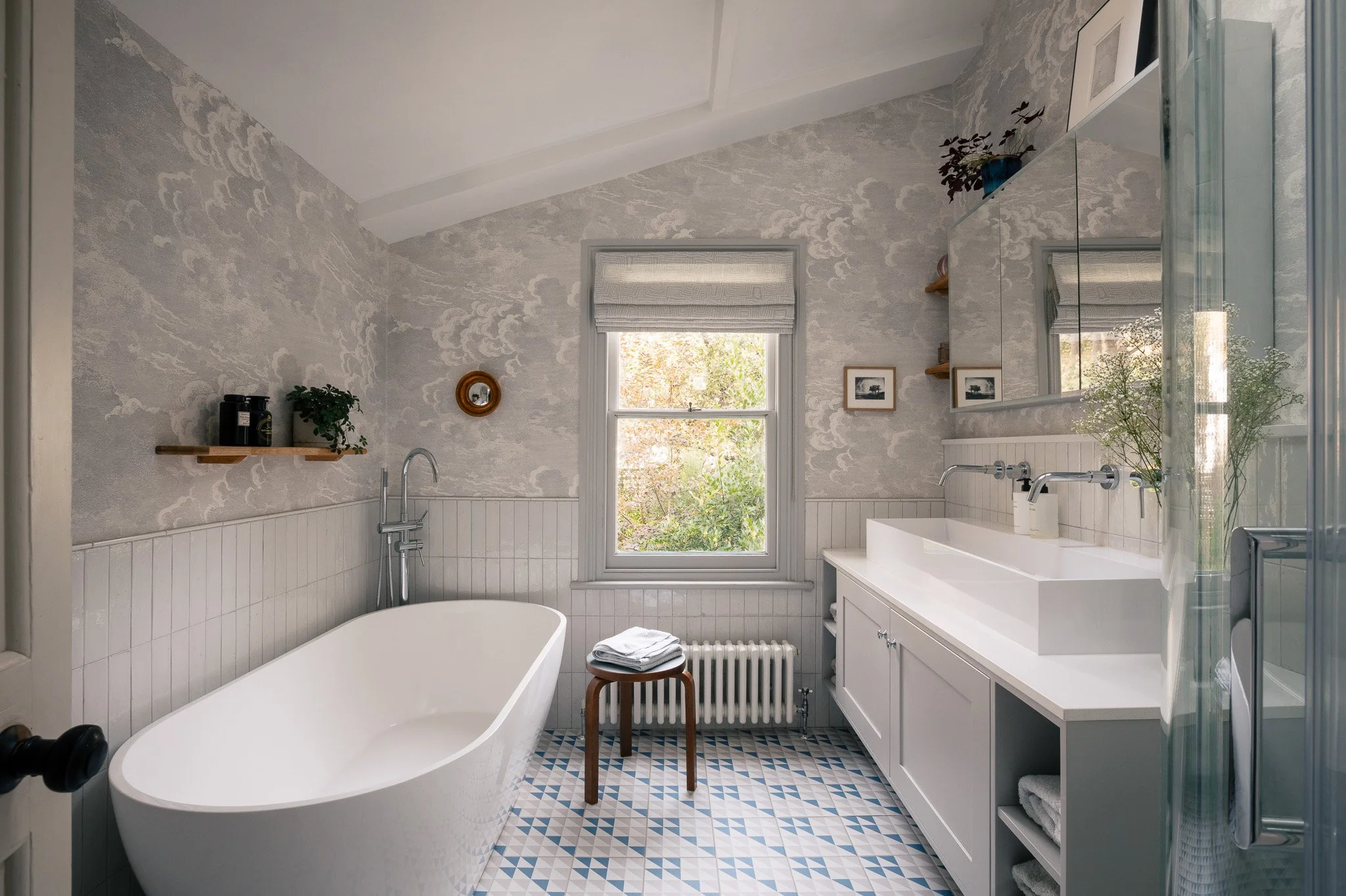 Ockendon Bathroom_Sara Leonor_001.jpg