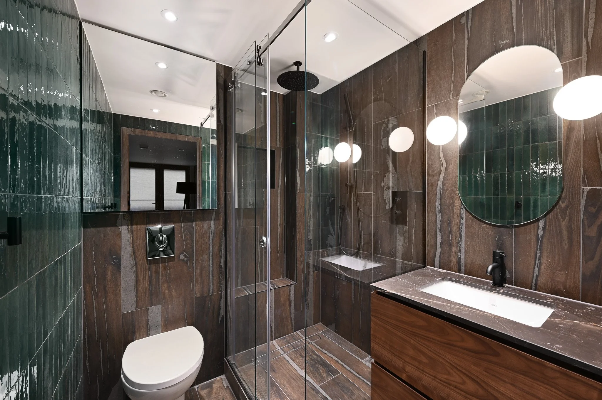 Sara Leonor_Green bathroom 07.jpg