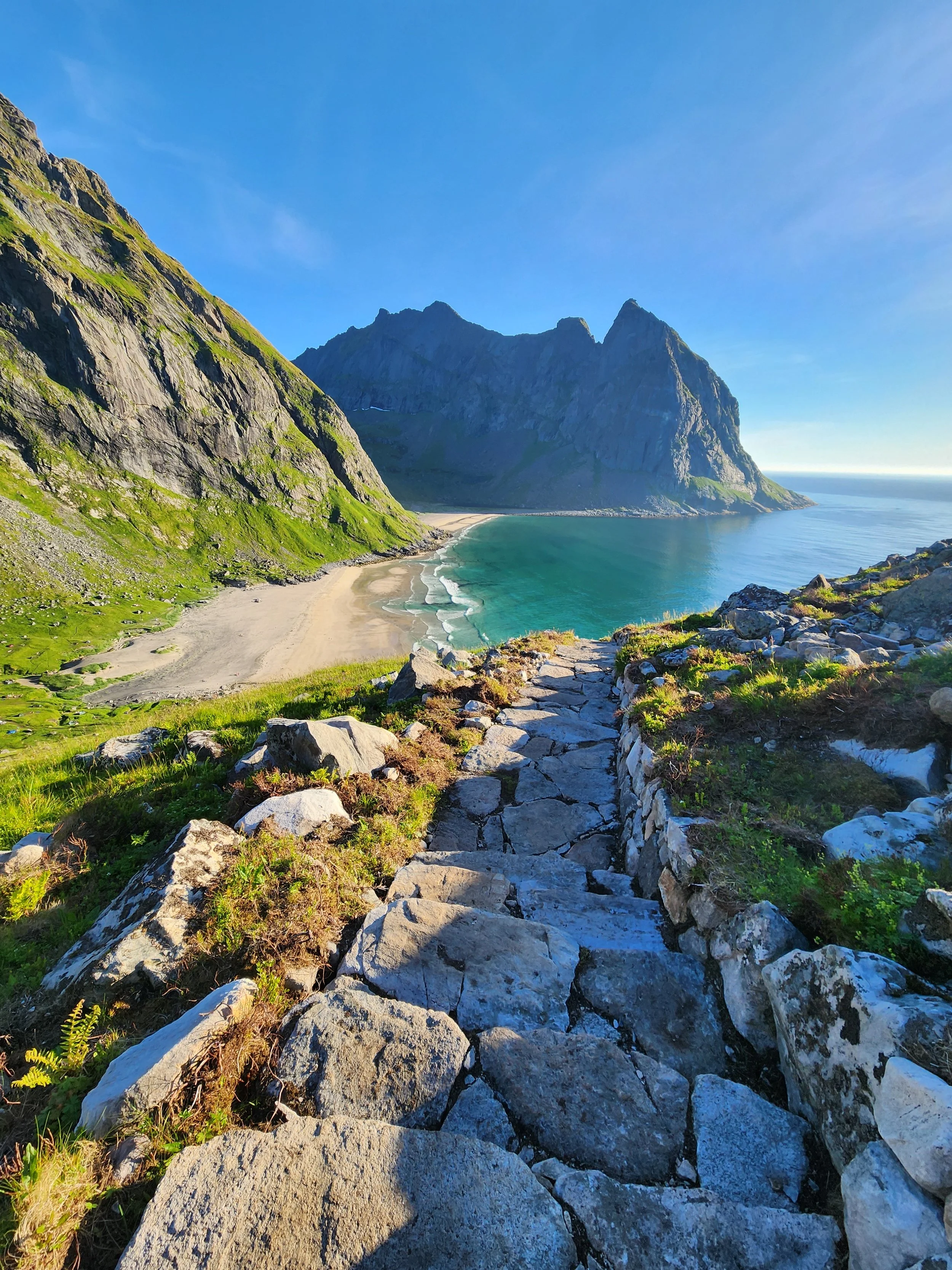NORWAY ADVENTURE: FJORDS, PEAKS & MIDNIGHT SUN