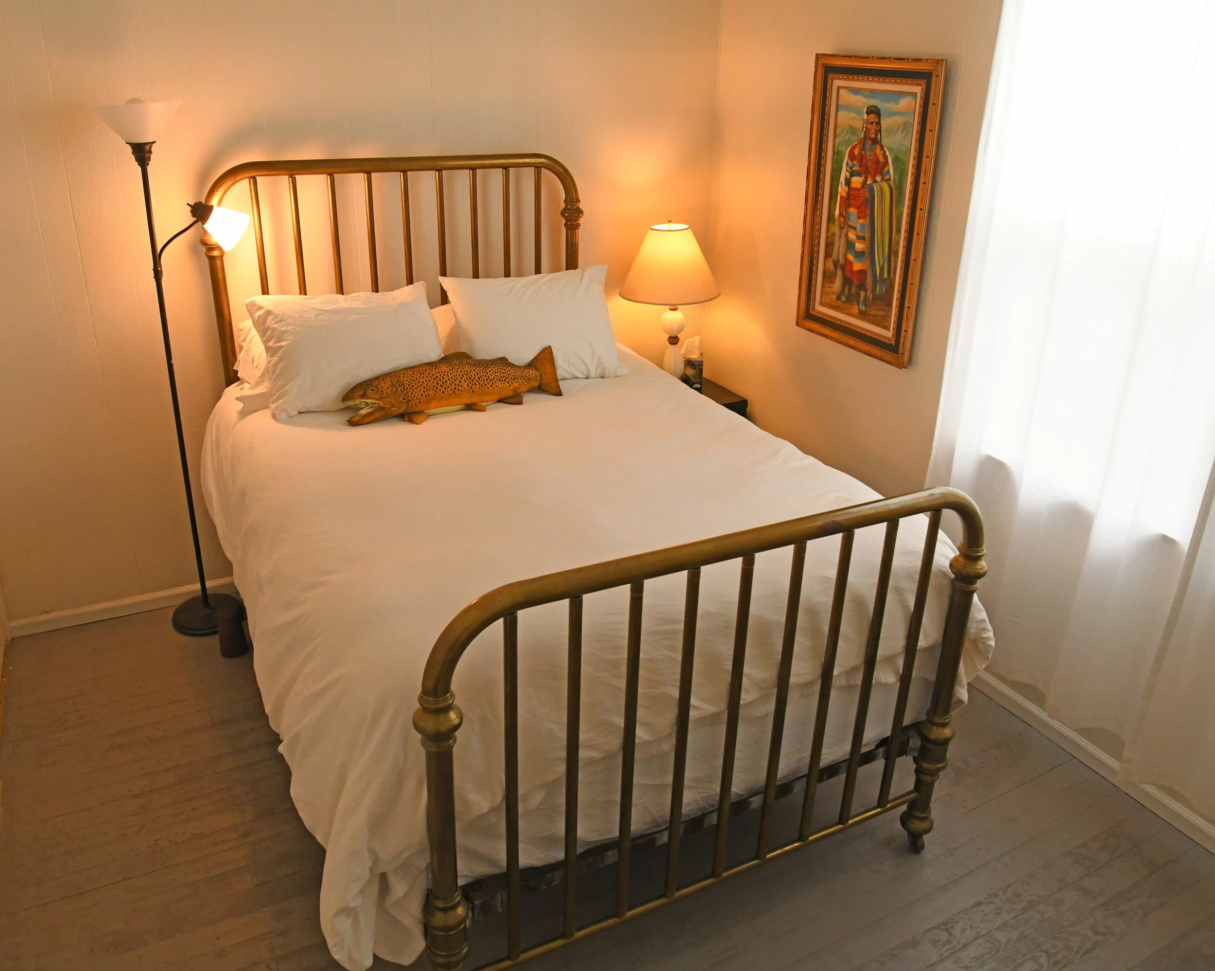 farmhouse-interior-bed3.jpg