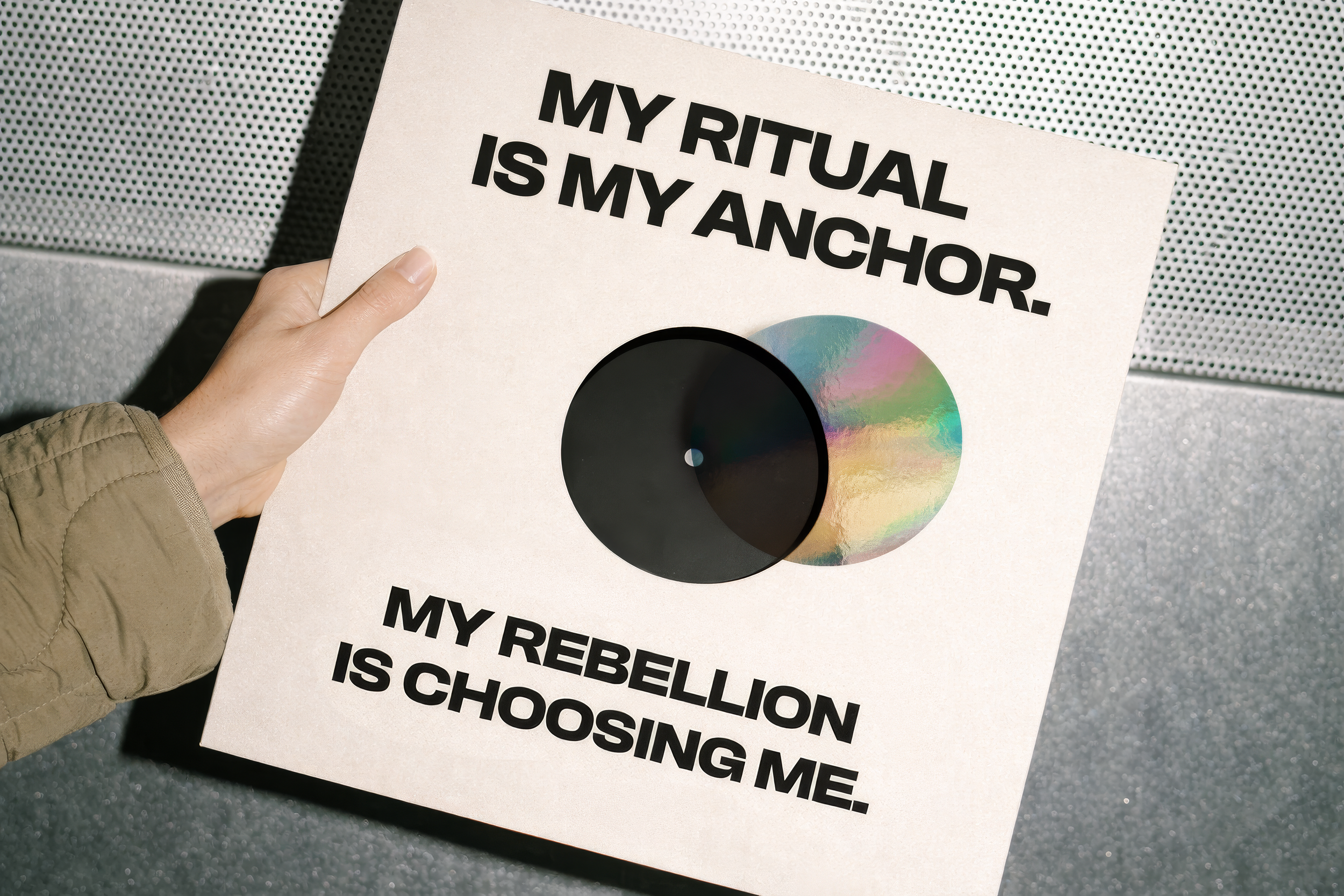 RR_vinyl_mockup_V1.png