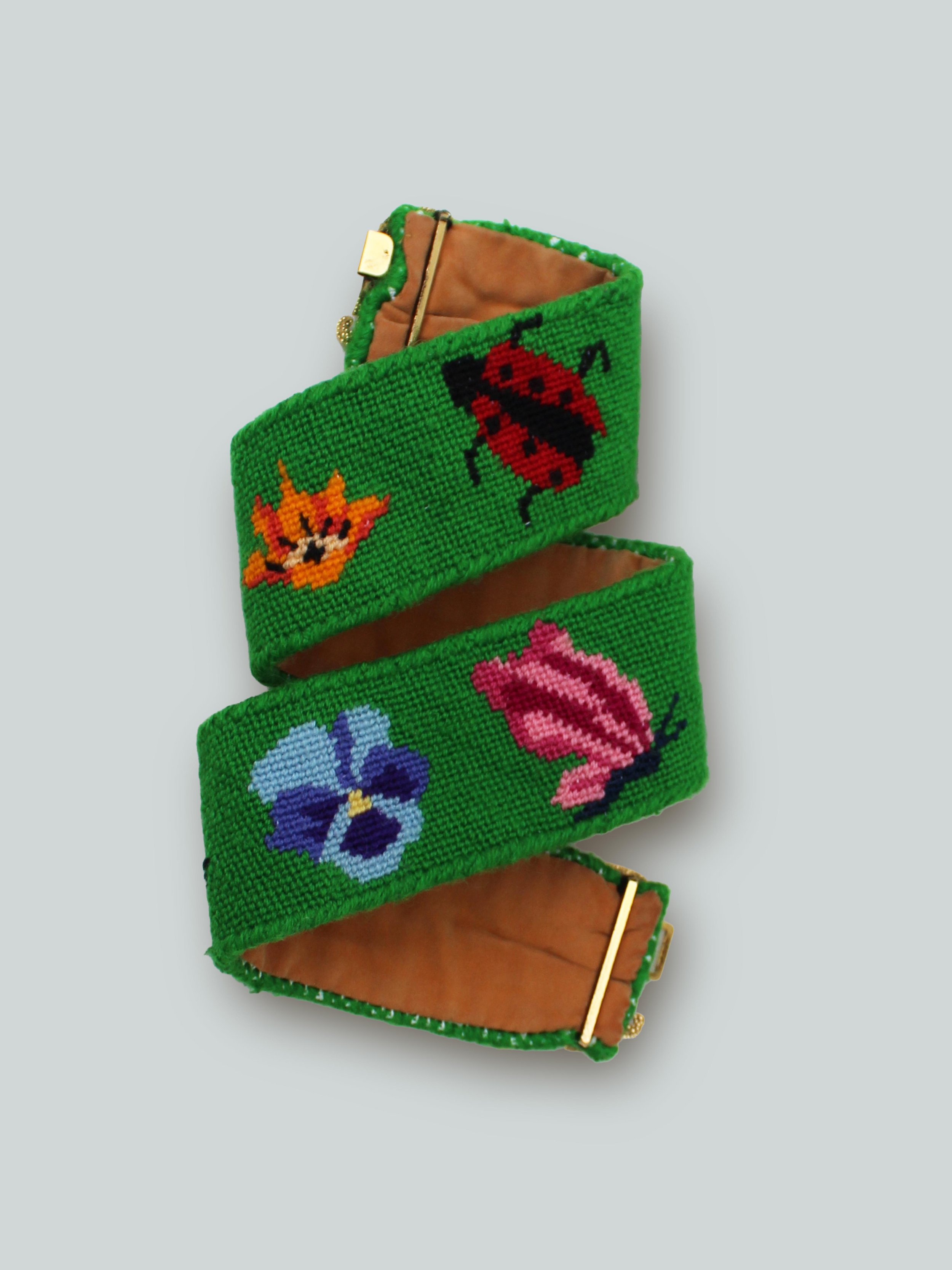 NEEDLEPOINT-BELT_3_OPT.jpg