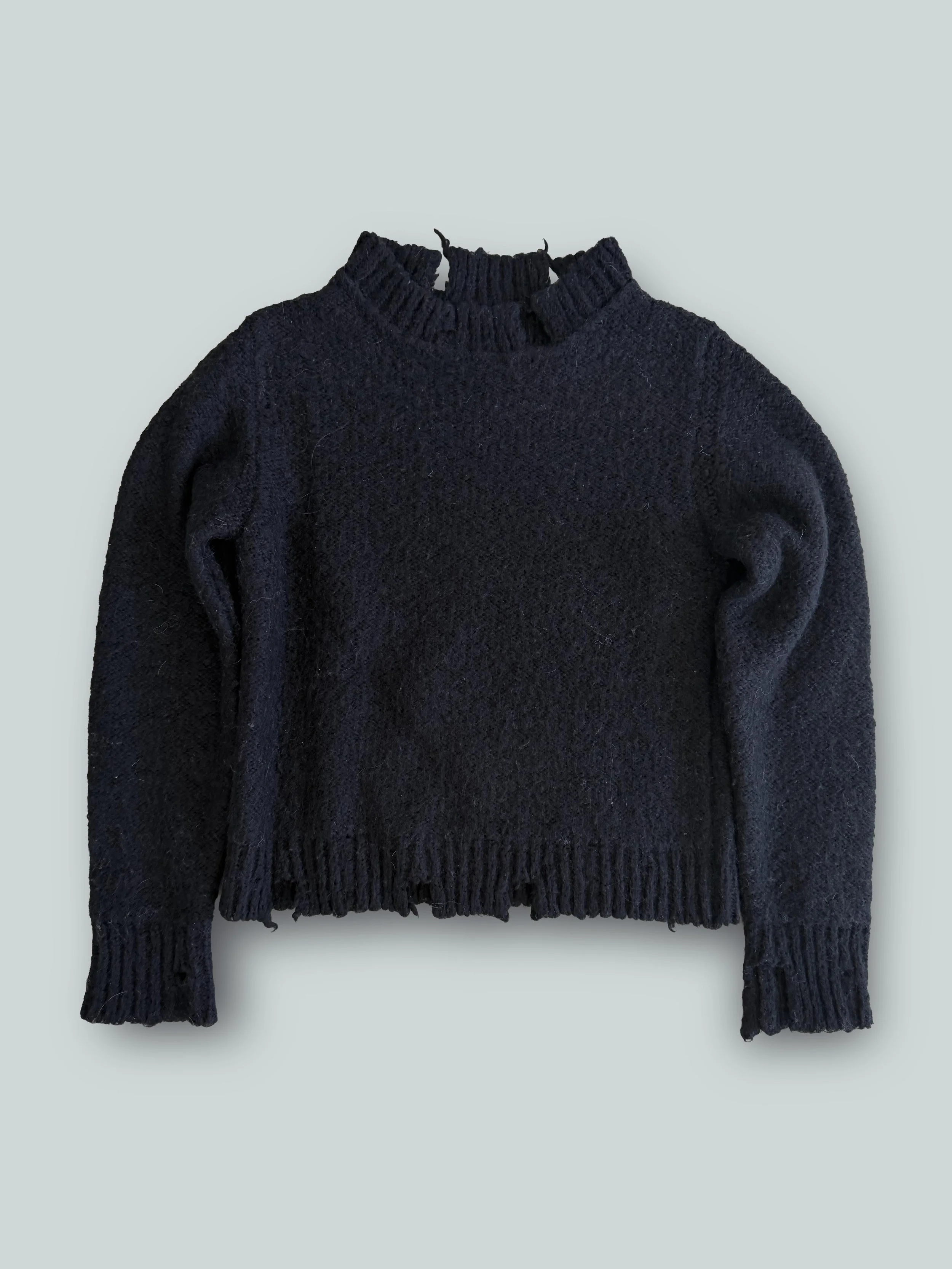 MARGIELA-WOOL-SWEATER_4_OPT.jpg