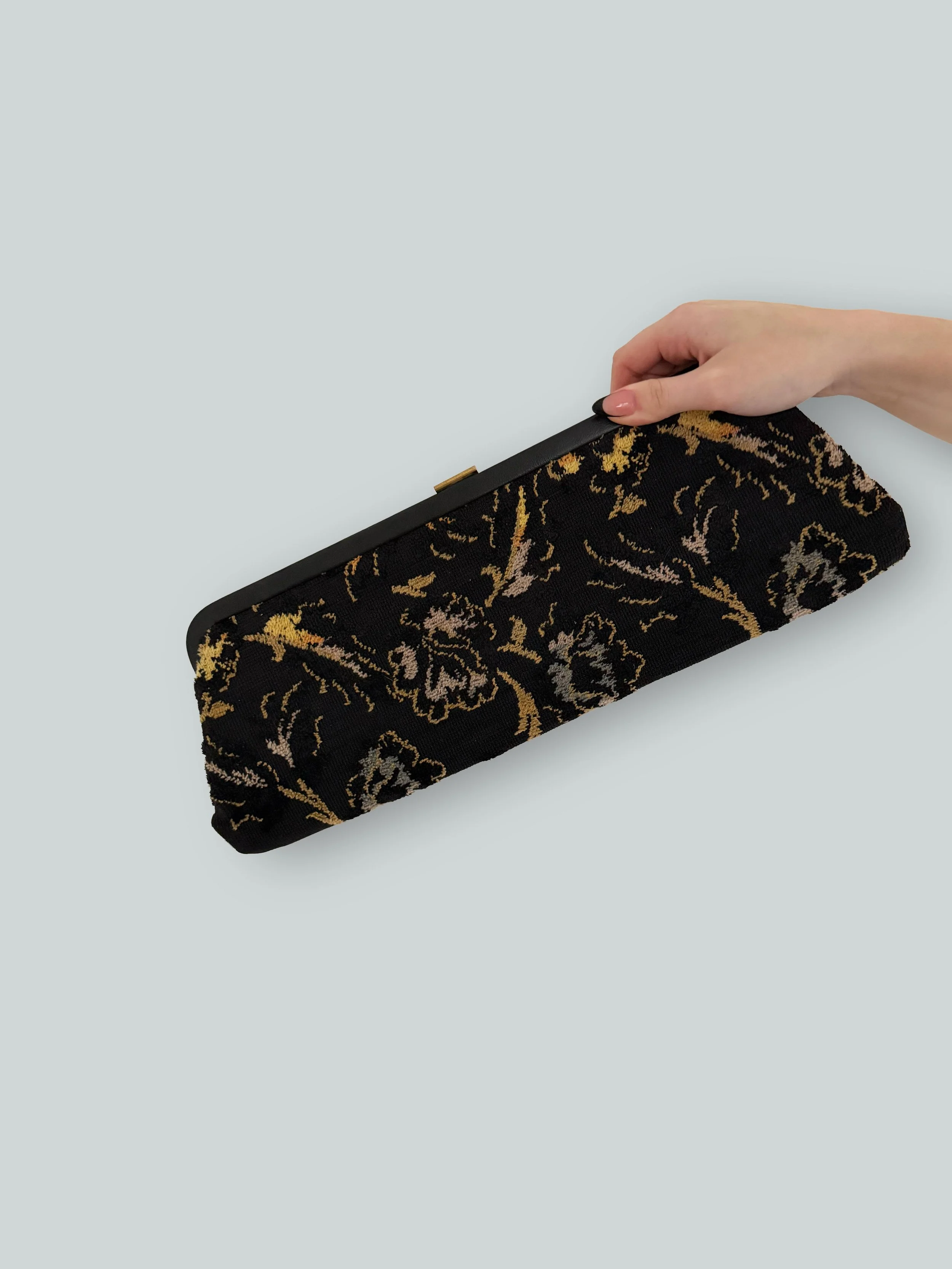 BLACK-TAPESTRY-CLUTCH_3_opt.jpg