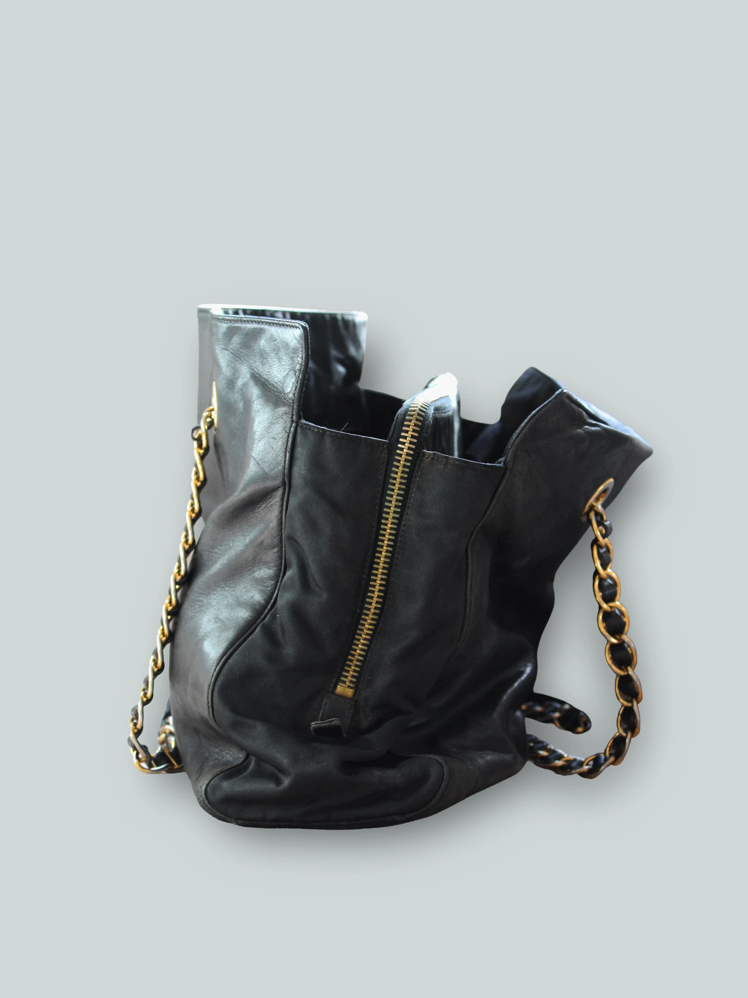 PRADA-LEATHER-BAG_OPT.jpg