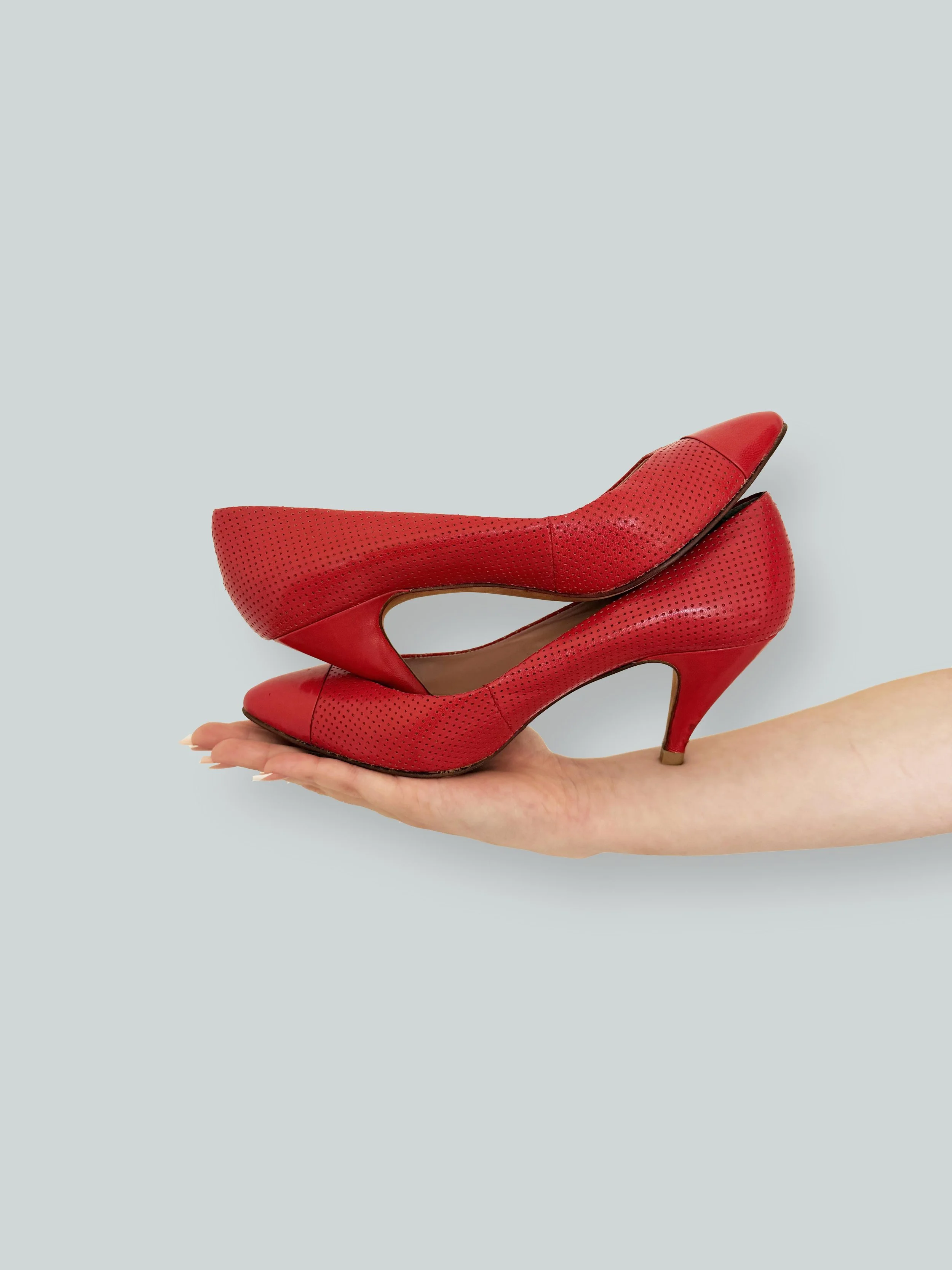 THE PERFECT RED PUMP