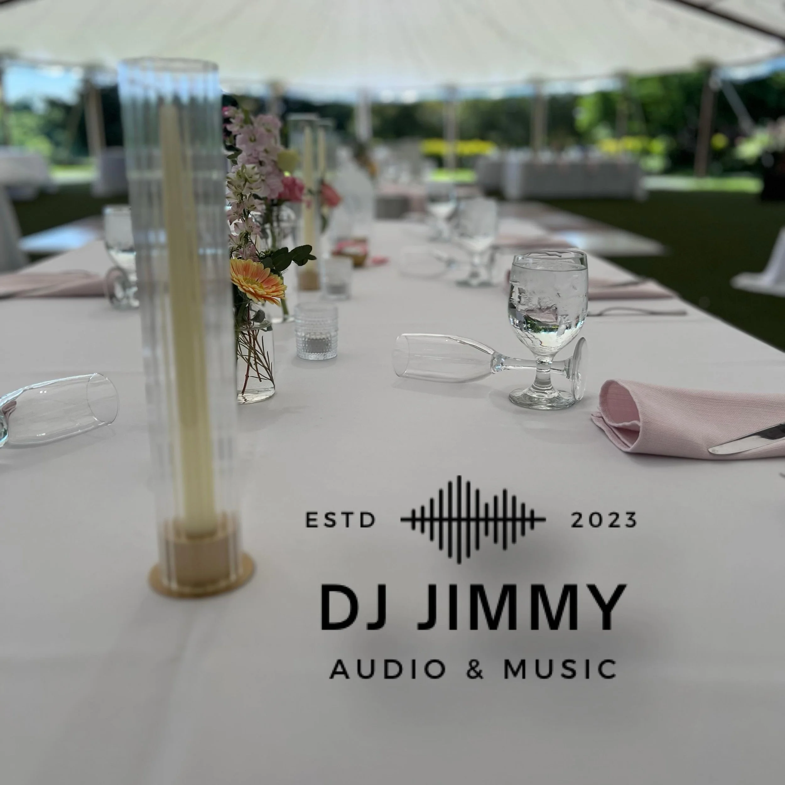 We&rsquo;re in Cincy today and it&rsquo;s WEDDING DAY! 
Blue skies and mid 80&rsquo;s = perfect day to get married! 

#WeddingDJ #OhioWeddings #CincinnatiWeddingDJ #DaytonWeddingDJ #ColumbusWeddingDJ