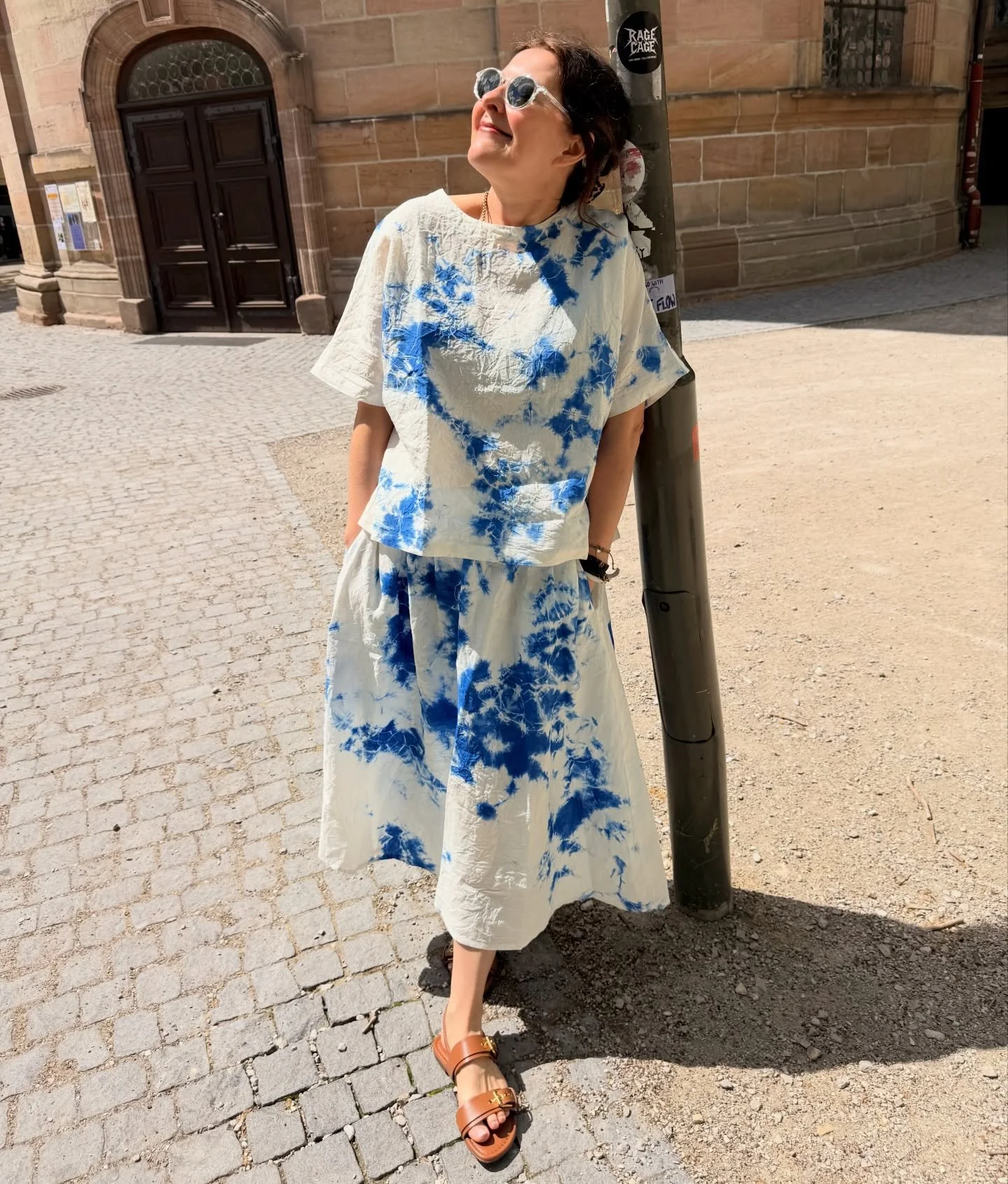 #whiteblueskye 

#shibori #suzusan @suzusan_official #summervibes #fashionlooks