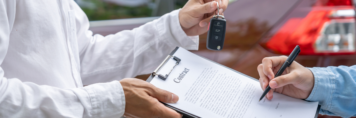 Car Lease contract and keys