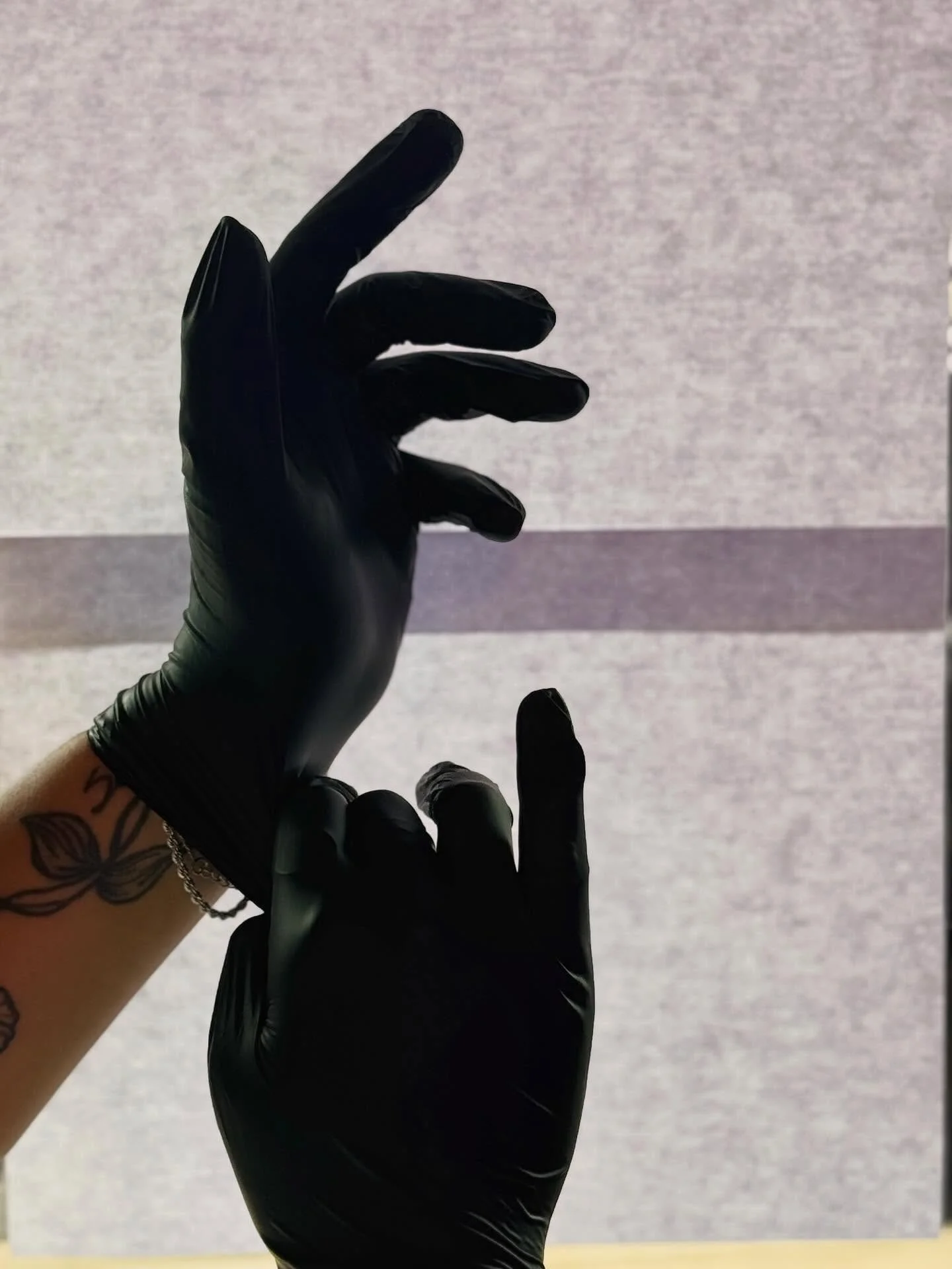 Gloves on, time to glow up ✨ Book your next service with us - send a DM, call 704-610-2057, or book online via the Vagaro link in our bio 😌

#spa #tuelskincare #berodinwax #lakenormannc #mooresvillenc #spamooresvillenc #facial