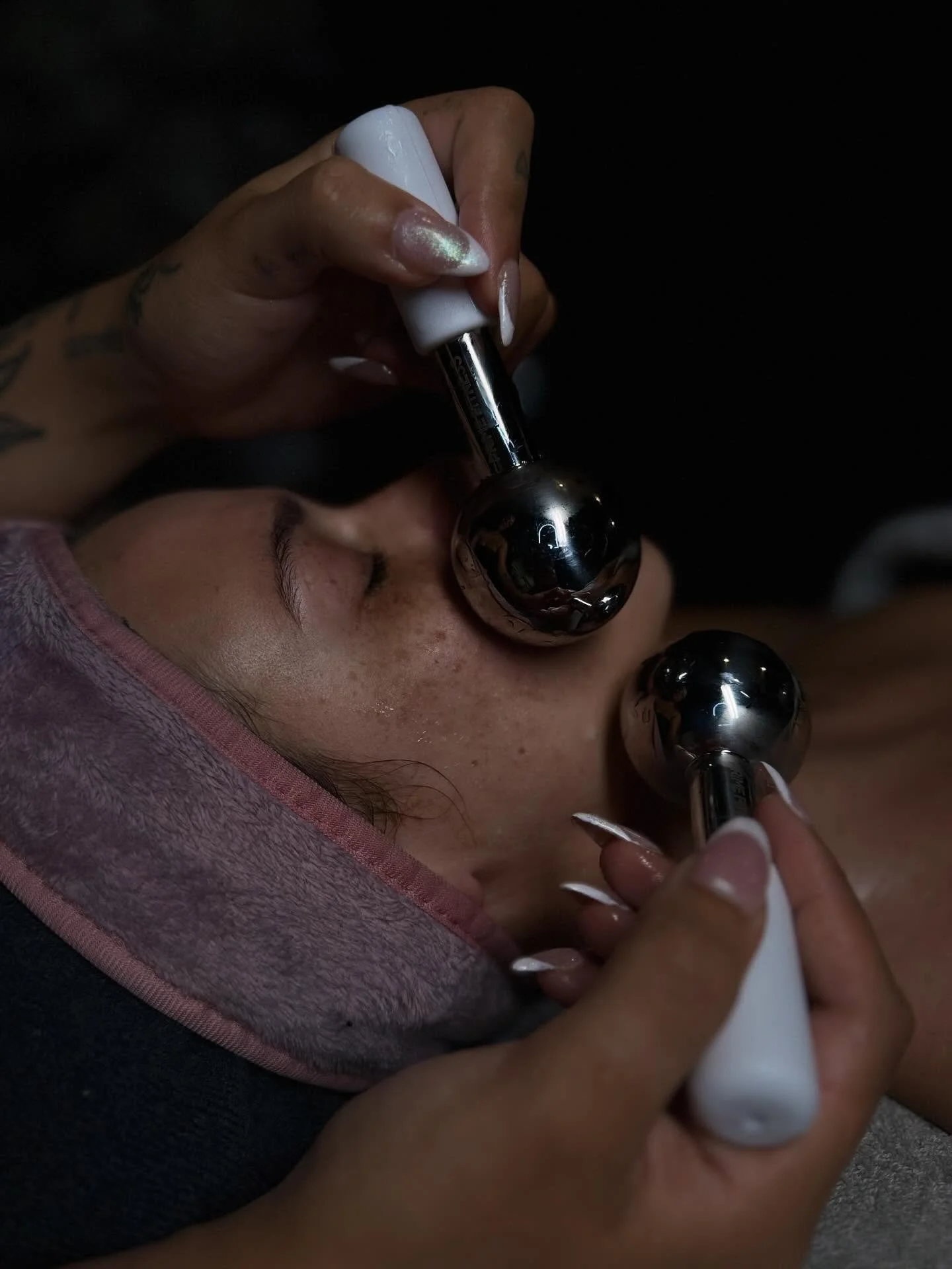 Need a little holiday relaxation? Look no further. Book your appointment with us by sending a message, calling 704-610-2057, or booking online via the vagaro link! We can&rsquo;t wait to see you soon!