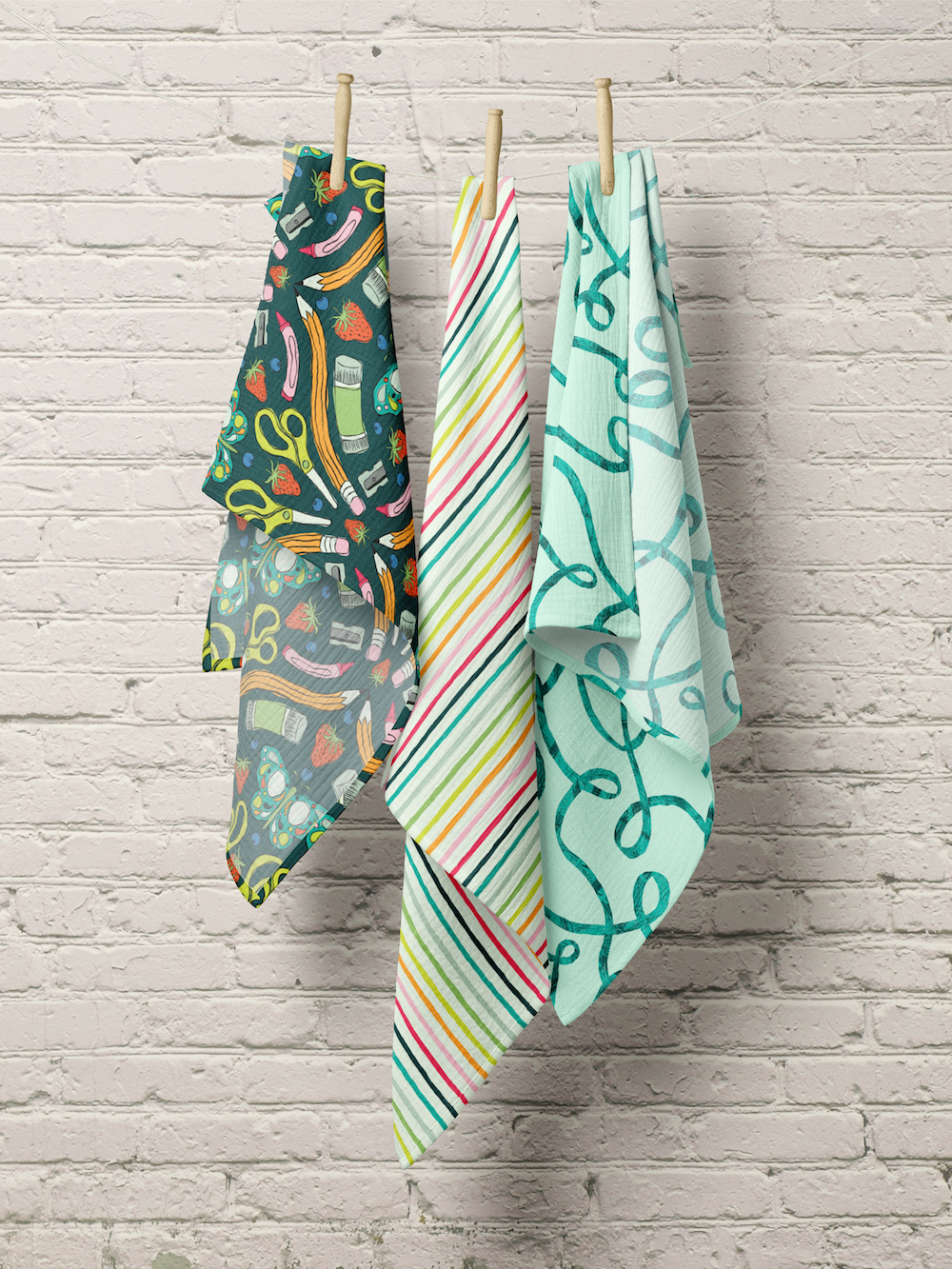 DE Crinkle Muslin Swaddle Blanket Mockup SM.png