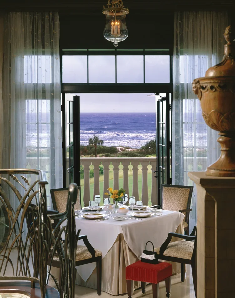 Ballantyne Magazine Gift Guide