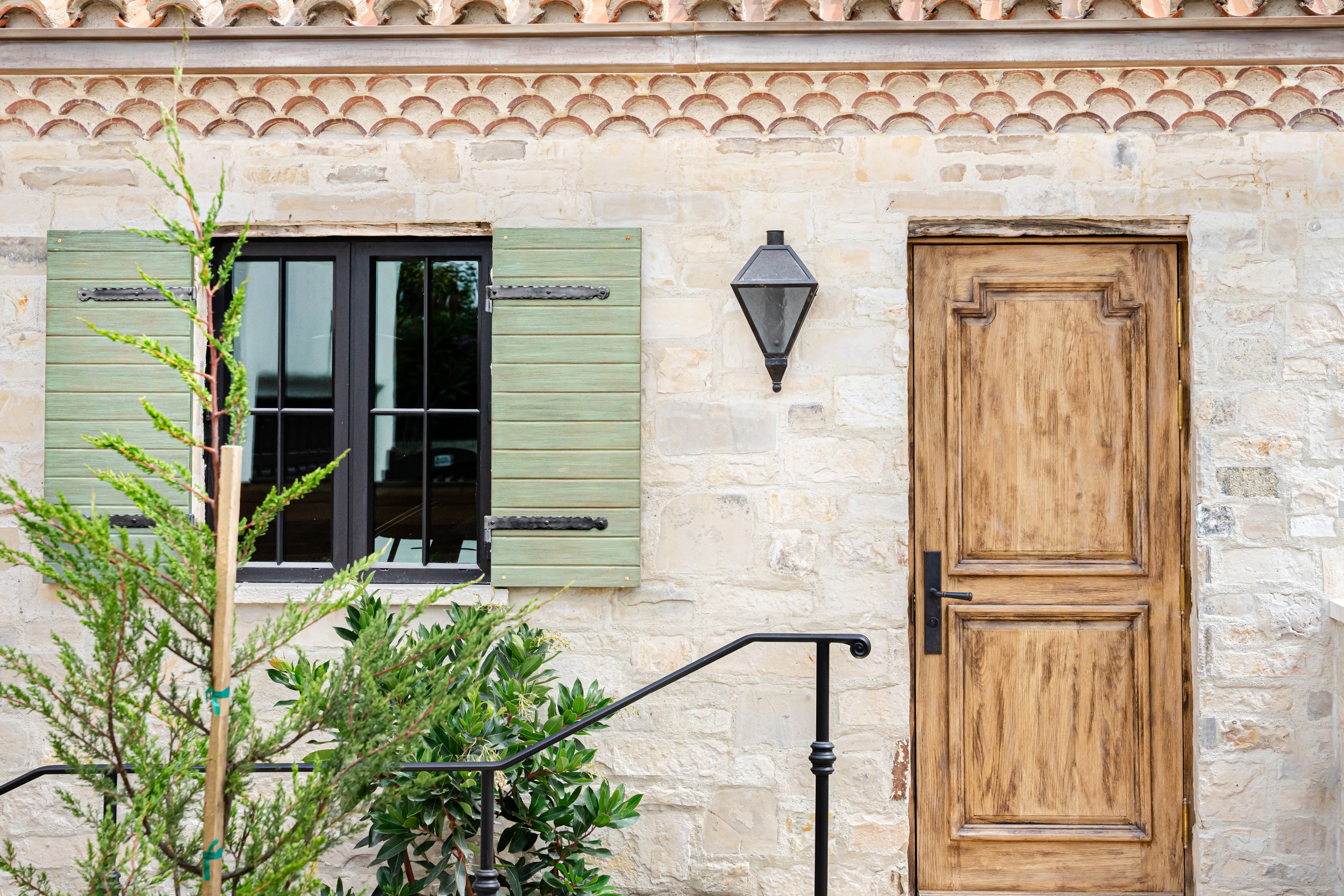 Mer Casa (20 of 113) copy.jpg