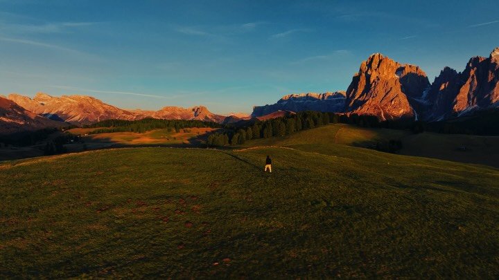 Drone shots Postcards 2021 

I&rsquo;m still sorting through and backing up my hard drives, and I came across these shots from our trip in the Dolomites in 2021! It&rsquo;s always a surprise to see the photo from several years.

Thanks again @zimydak