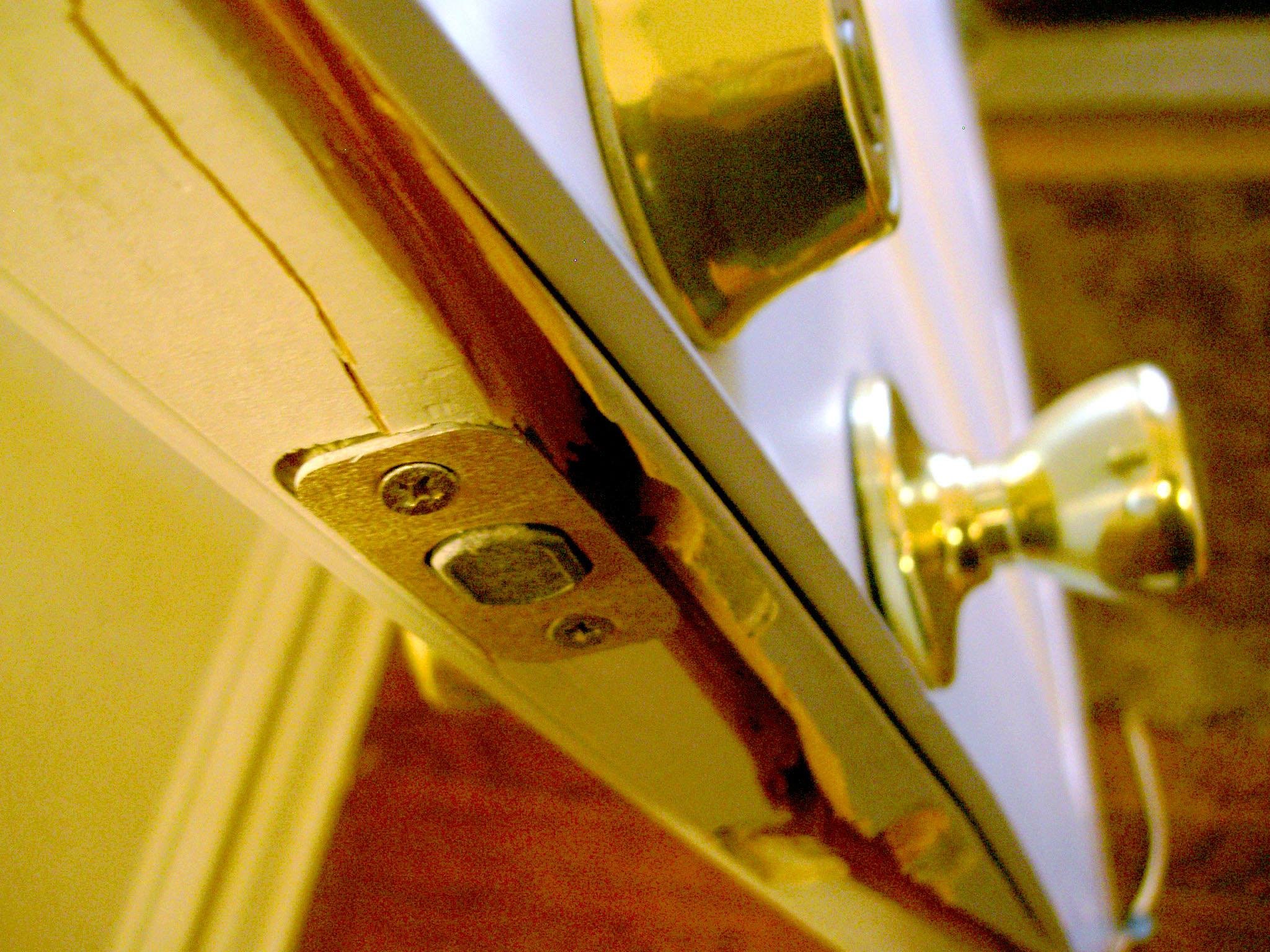 Deadbolt Security I: Forced Entry Resistance