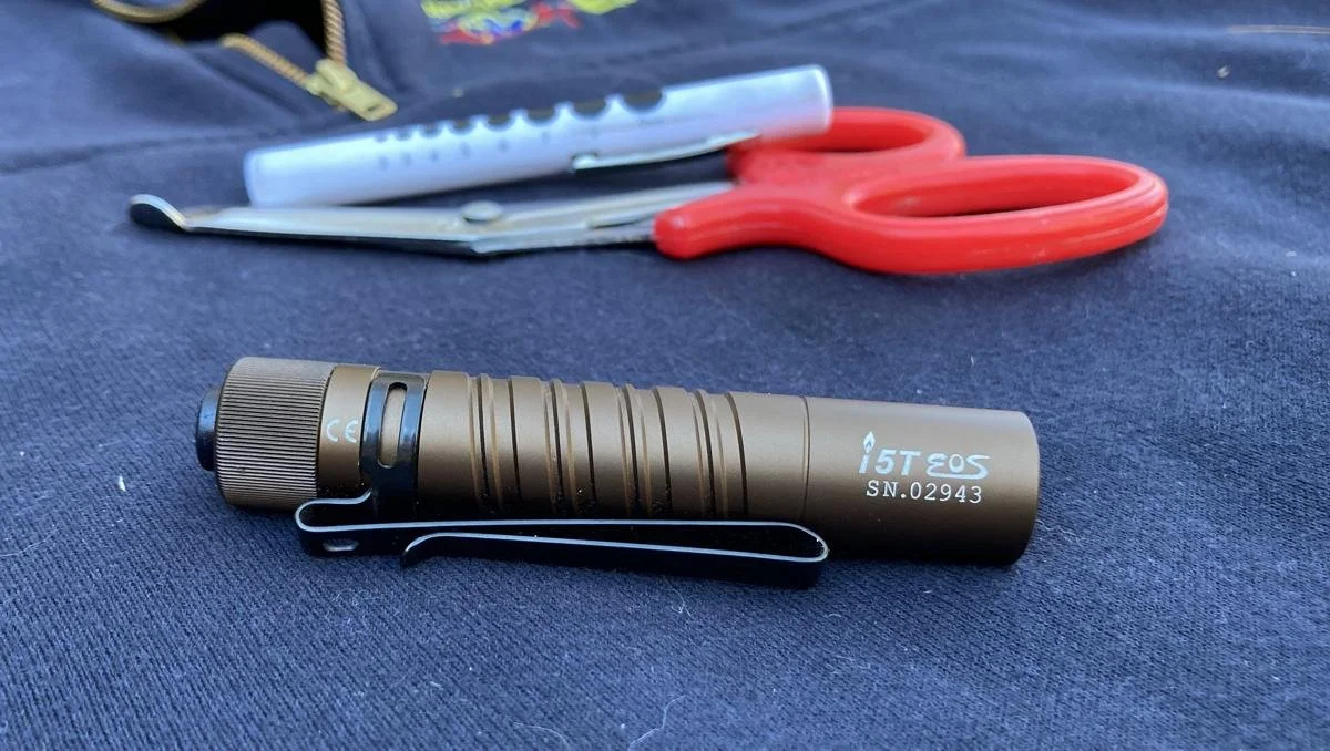 EDC Flashlight Review: Olight I5T