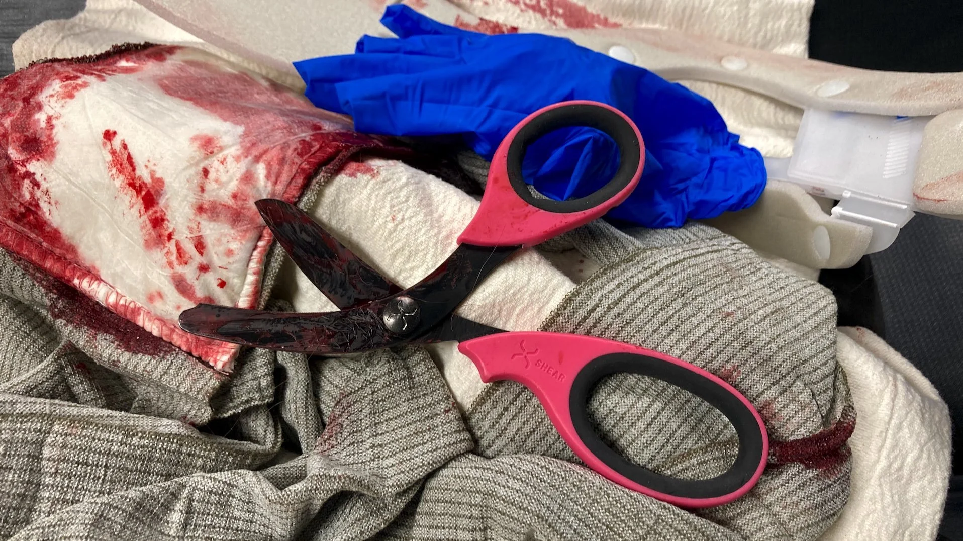 XShears - The Best Trauma Scissors