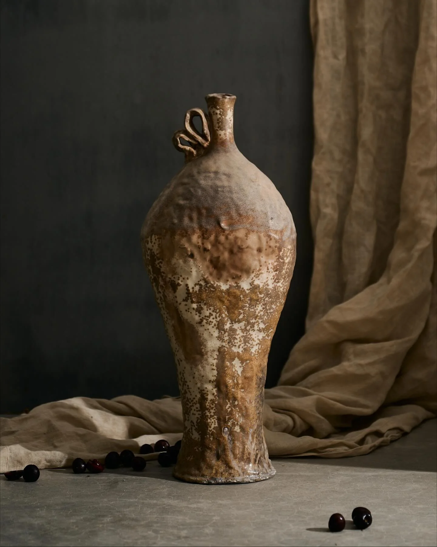 A sweet bottle from the Indelible collection. 
This one is for the softies. 

Woodfired in Montana. Currently on view @moreancenterforclay