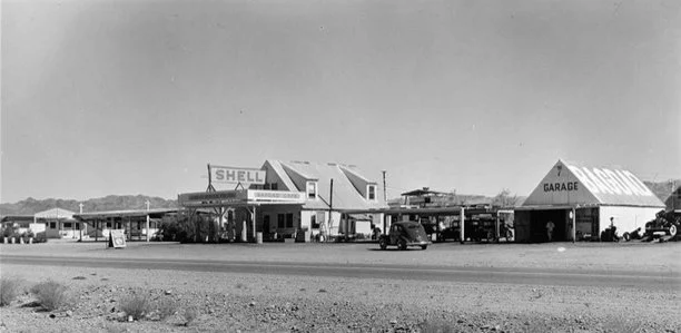 Roadside facilities at Bagdad - Cafe, service station, garage, and motel.  None of these buildings remain today.