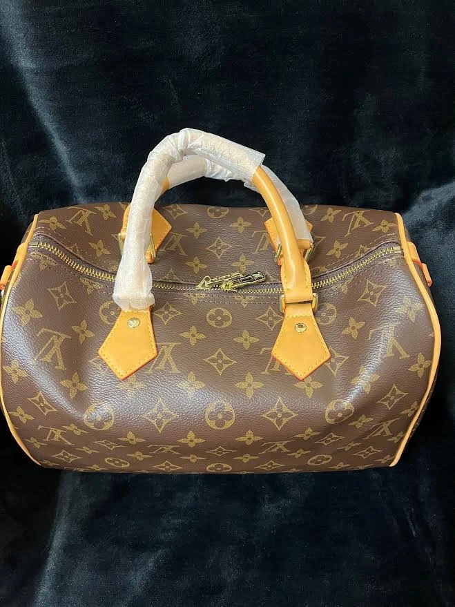 Lv Purse