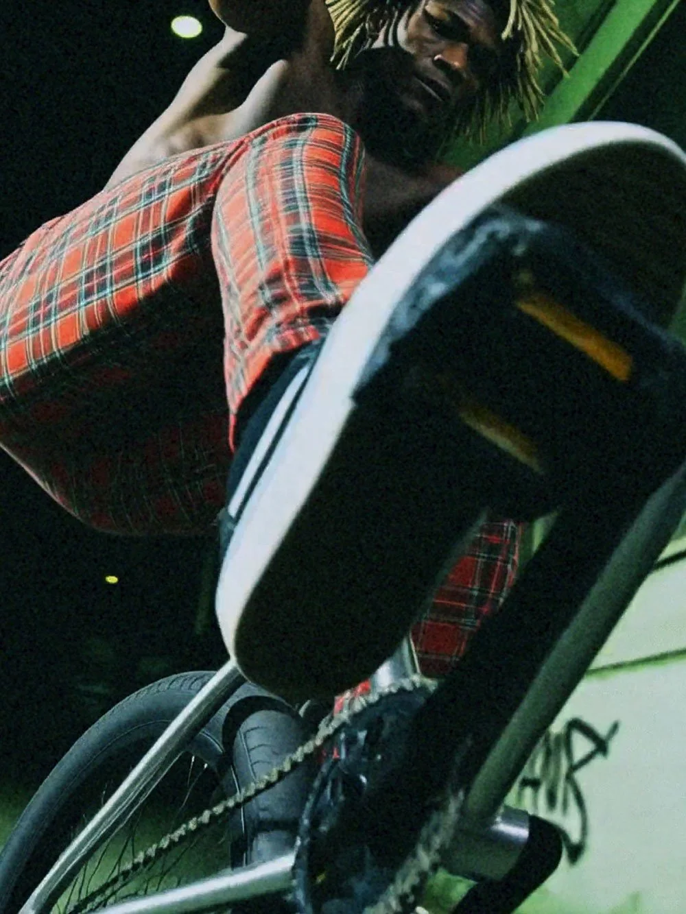 Vans_4K_3x4_02.jpg
