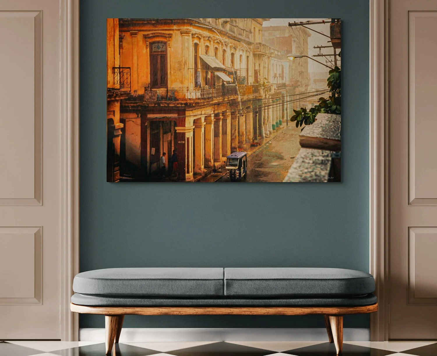 classic-interior-hallway-with-a-bench-seat (15).jpg