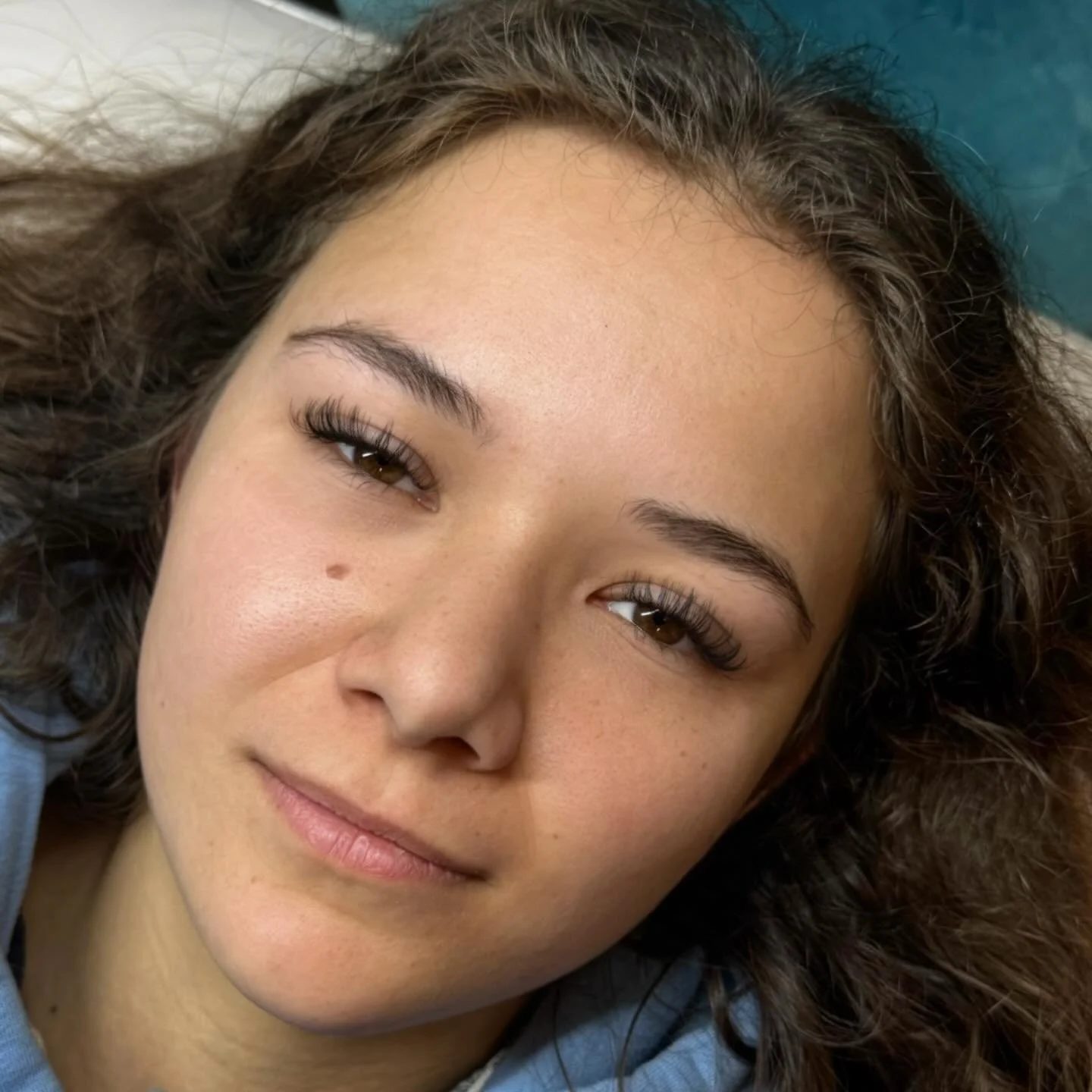 Everyone stay safe in the snow 🤍

These lashes are a wet set in a doll shape